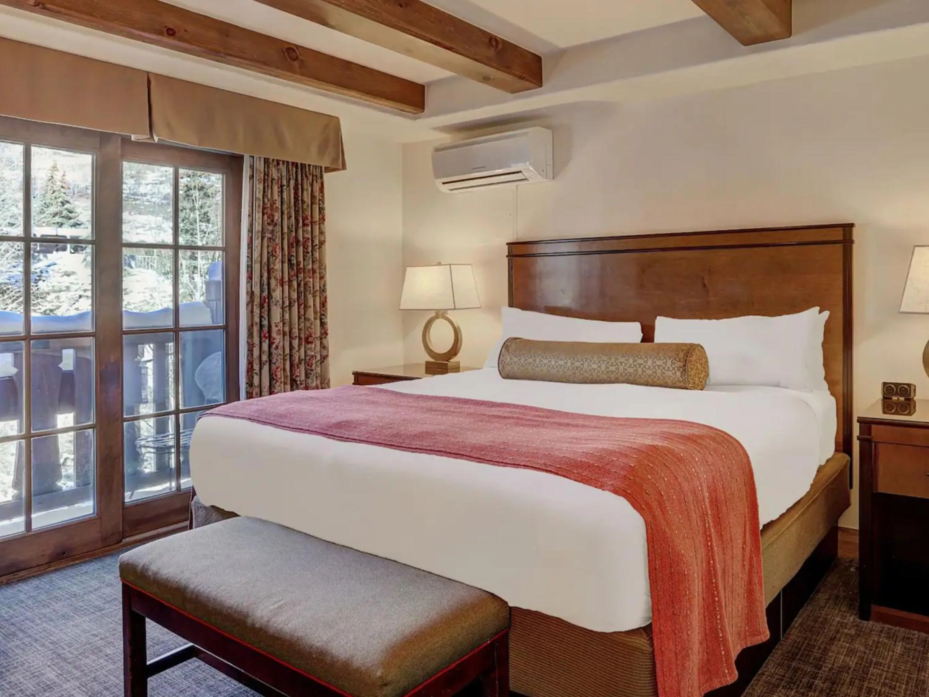 Bedroom, Bed in Austria Haus Hotel