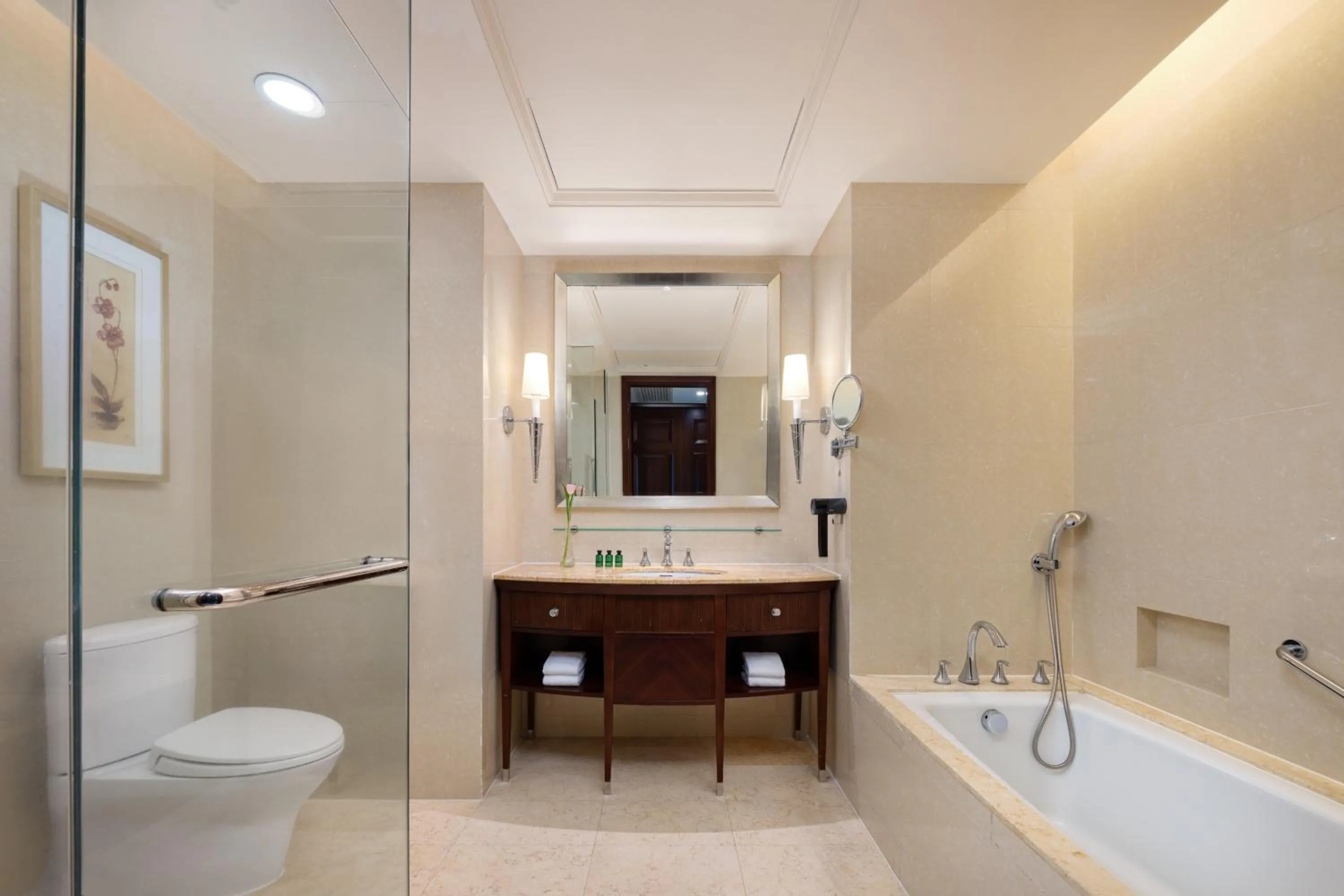 Bathroom in Shangri-La Wenzhou