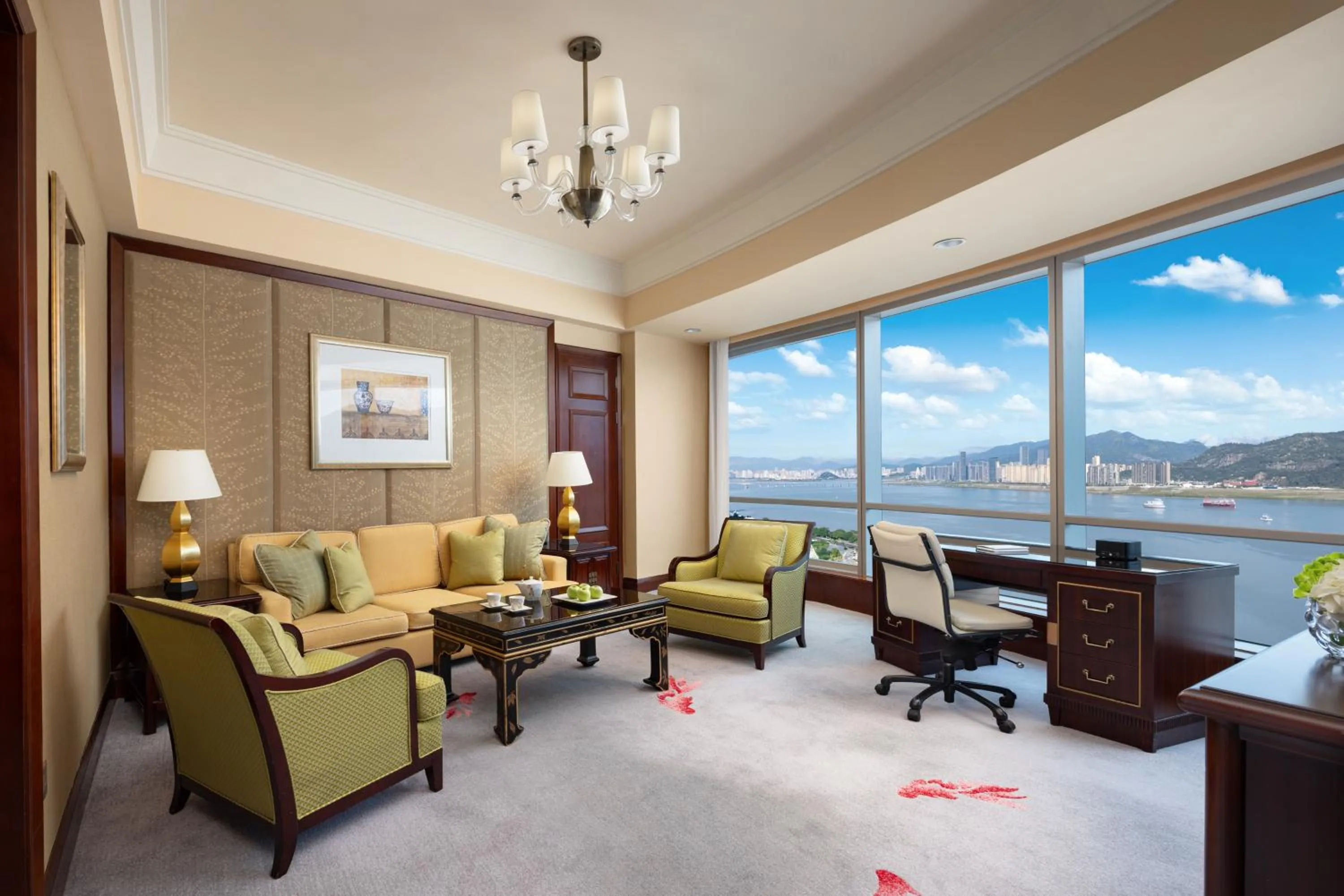 Living room in Shangri-La Wenzhou