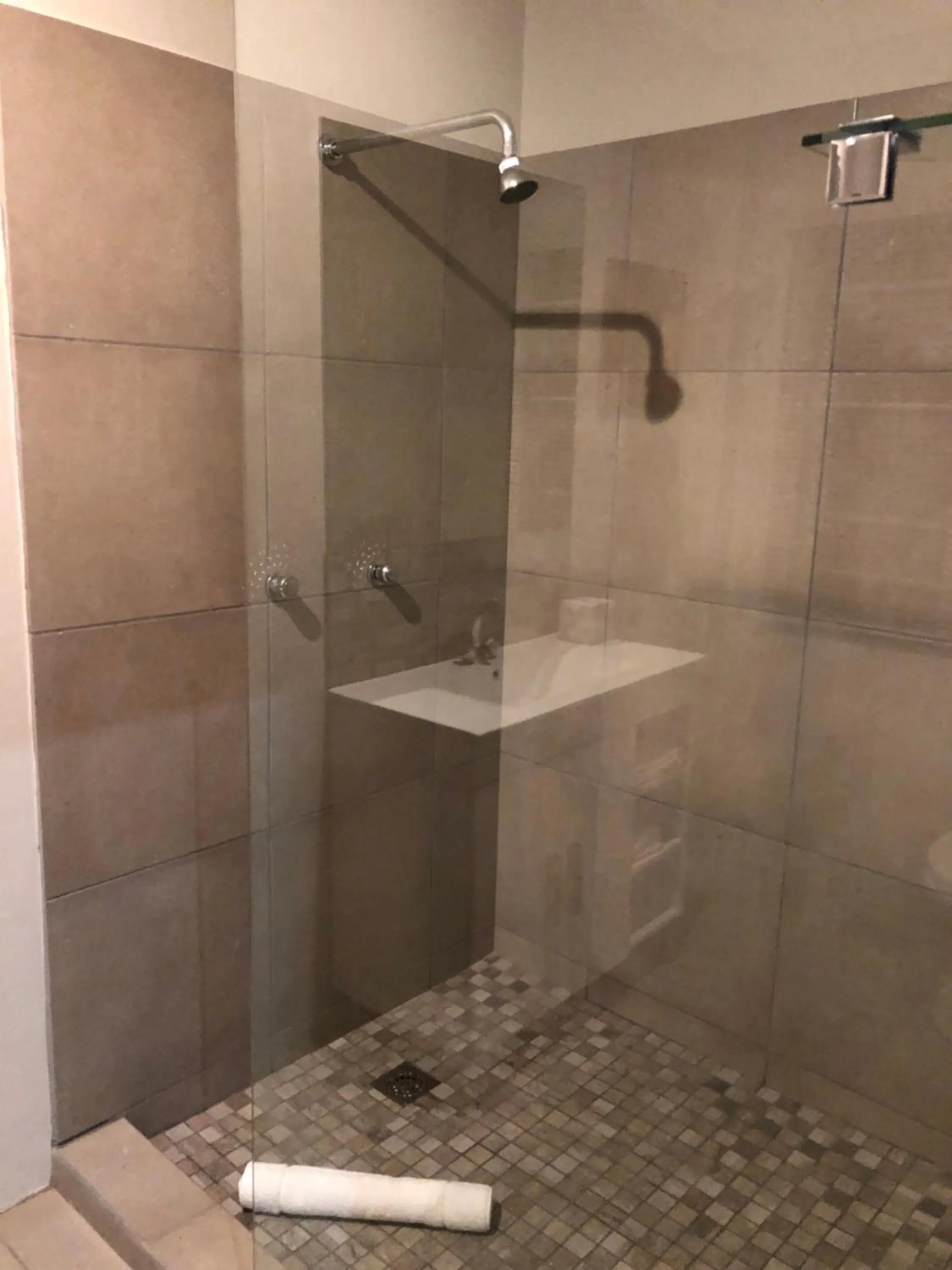 Shower in 314 on Clark Guest House