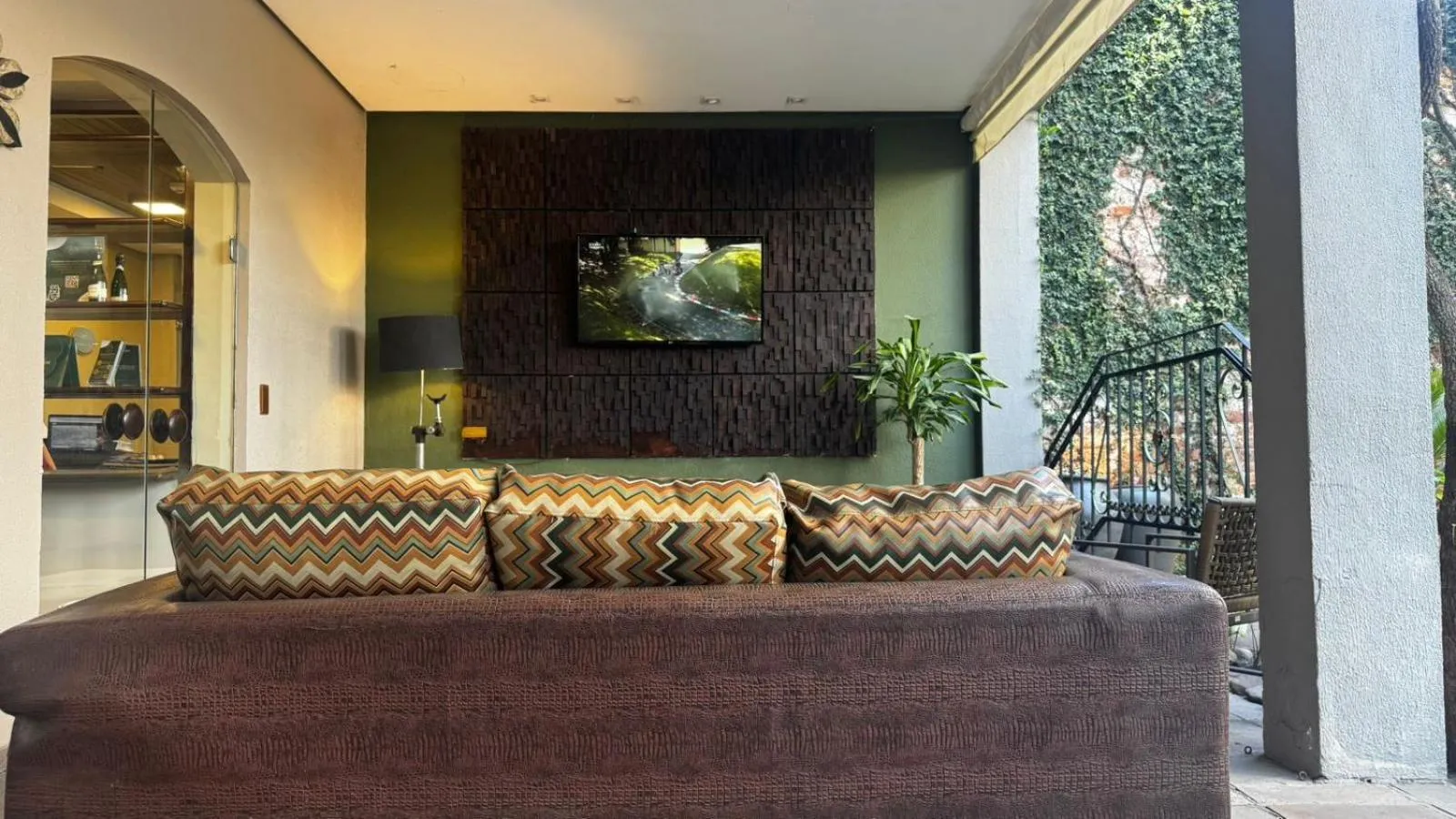 Communal lounge/ TV room in Ritter Hotéis