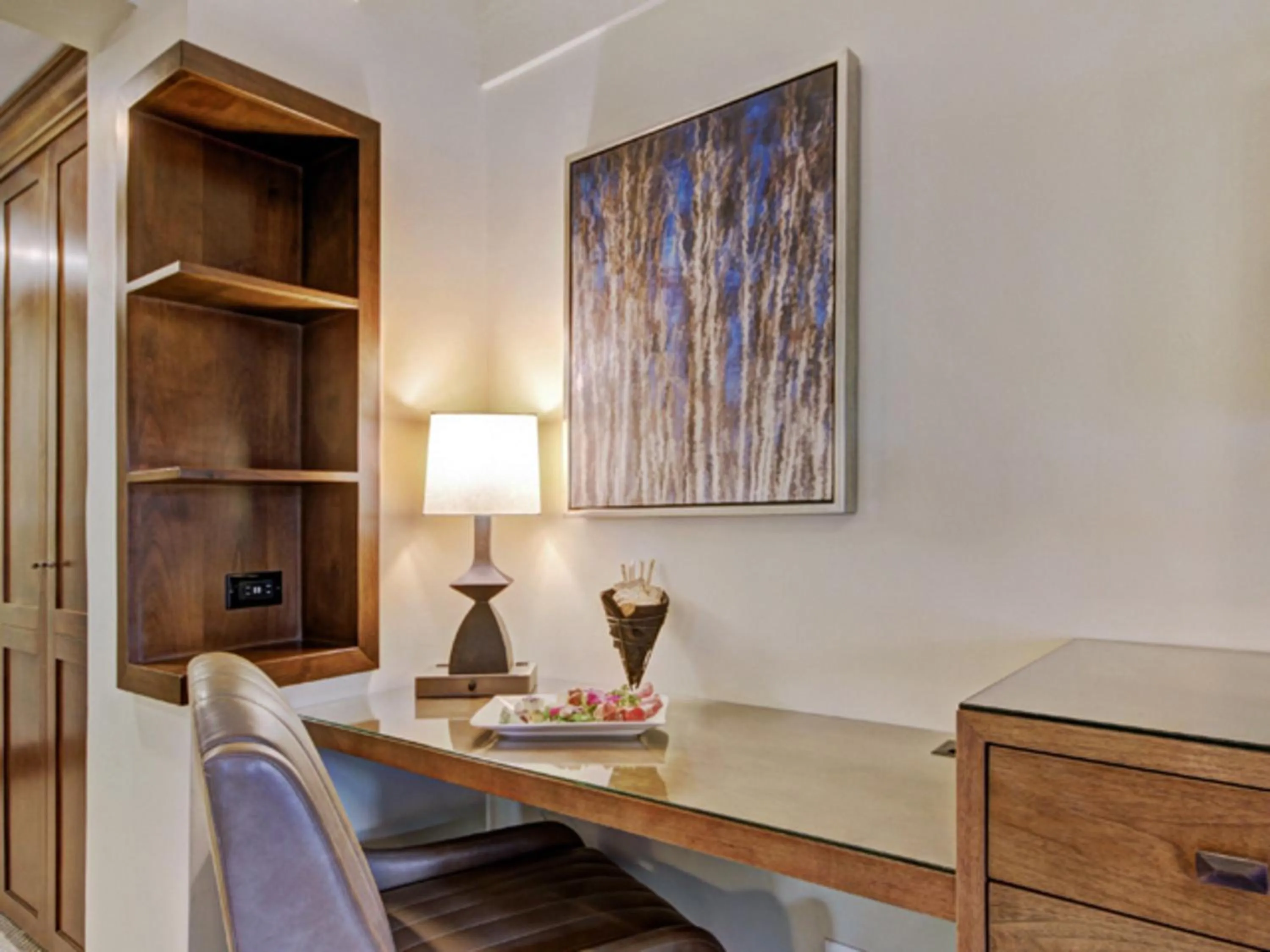 Living room in Lodge at Vail, A RockResort