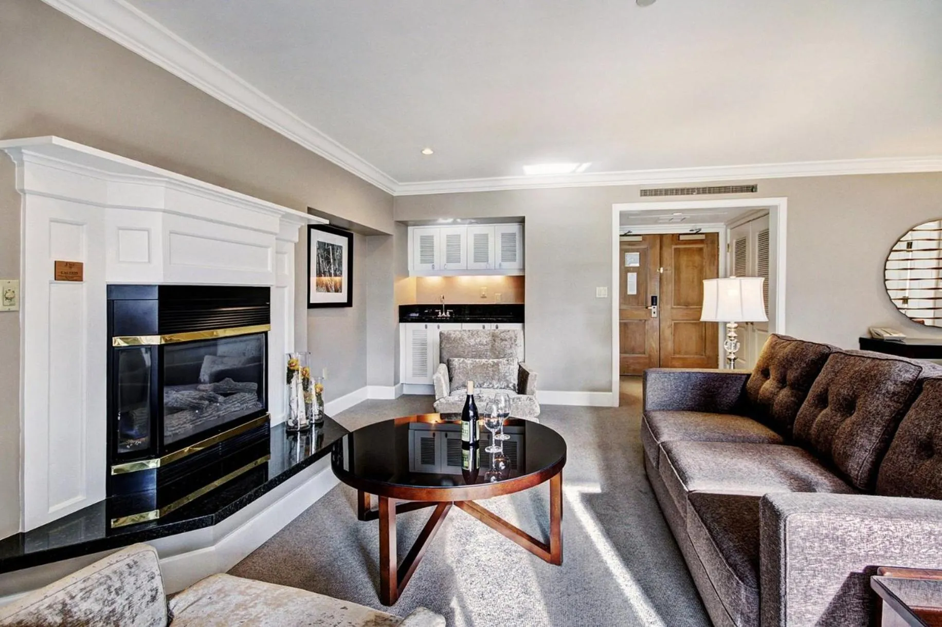 Living room in Lodge at Vail, A RockResort by Vail Resorts