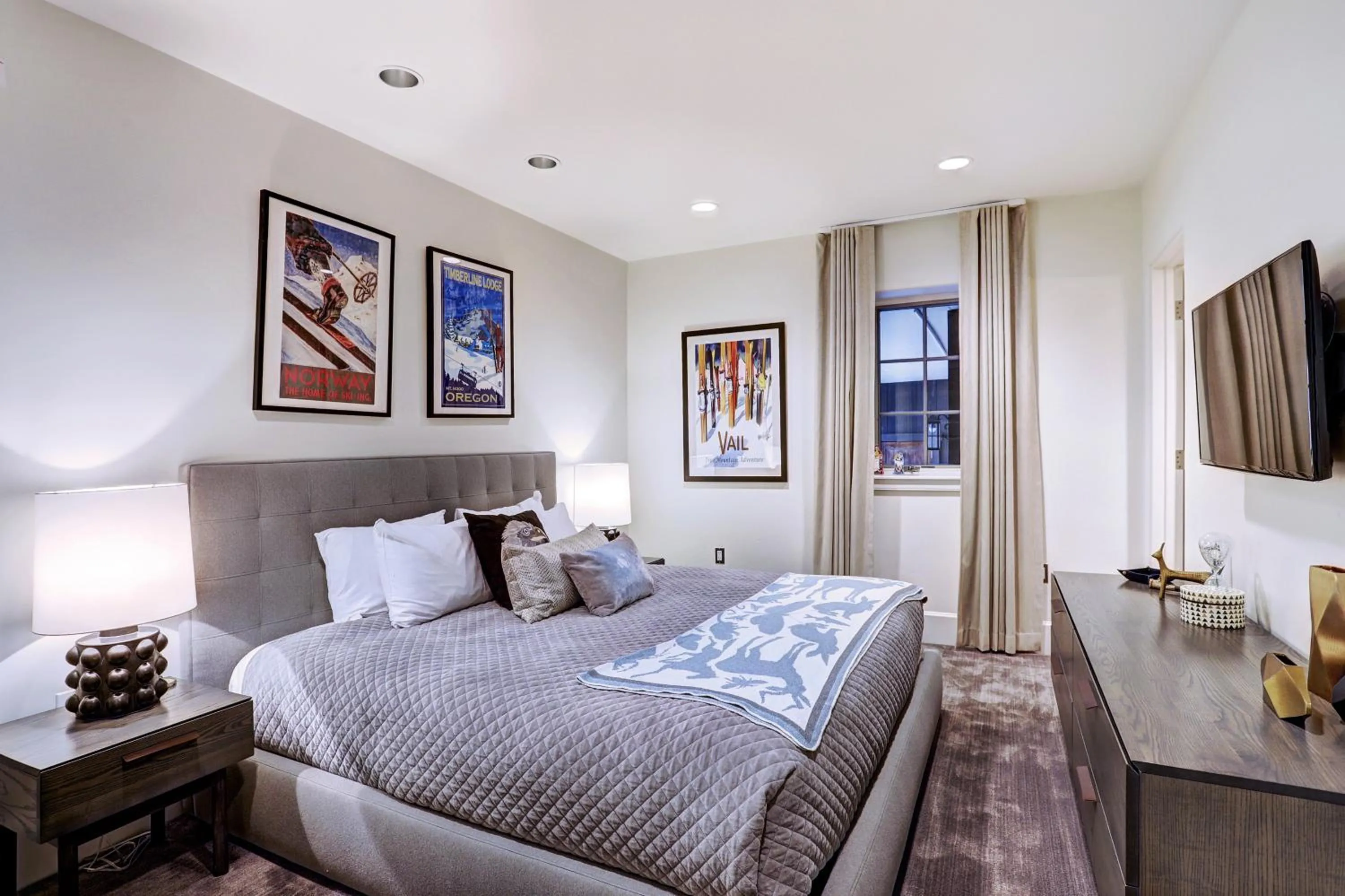 Bed in Lodge at Vail, A RockResort