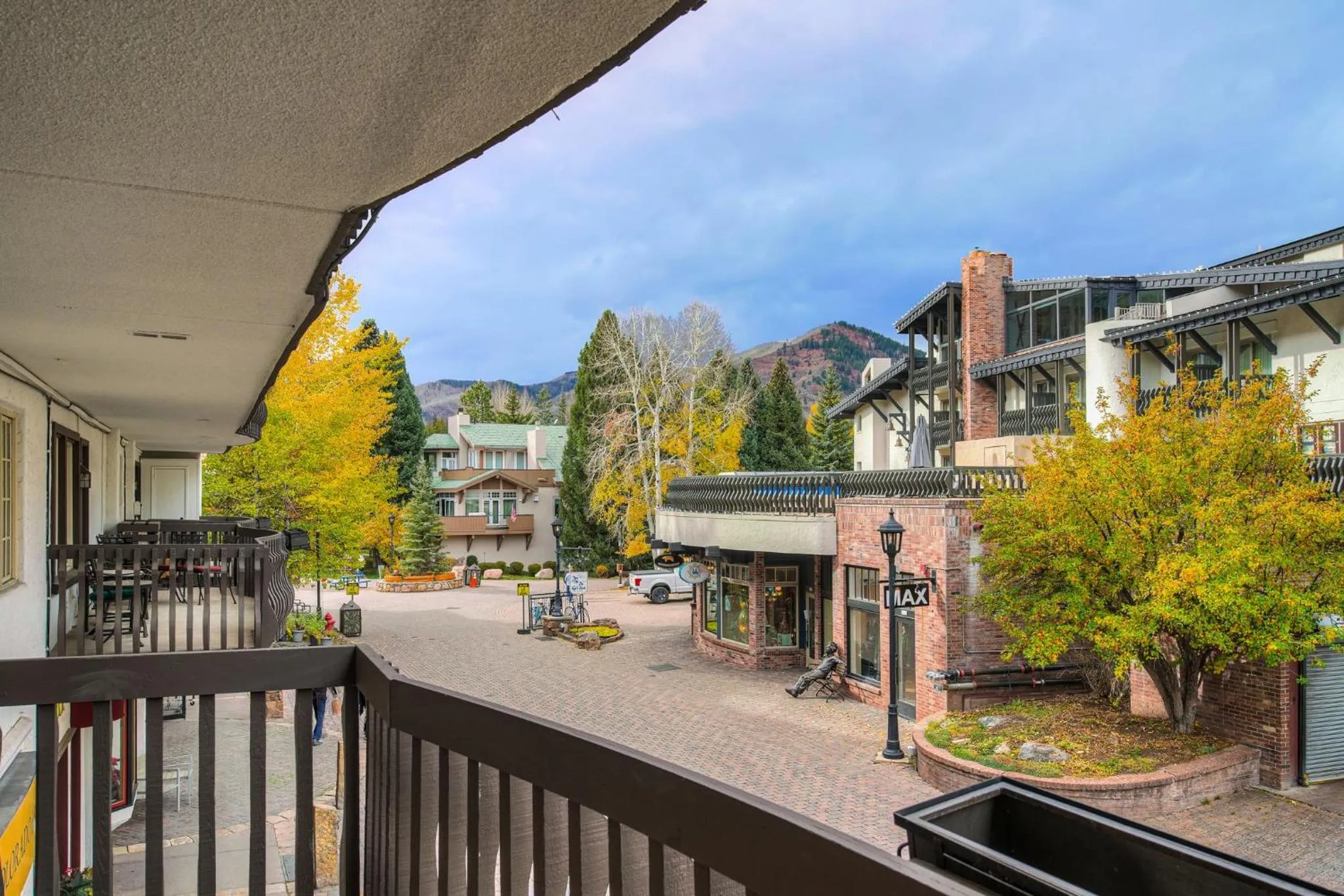 Property building in Lodge at Vail, A RockResort by Vail Resorts