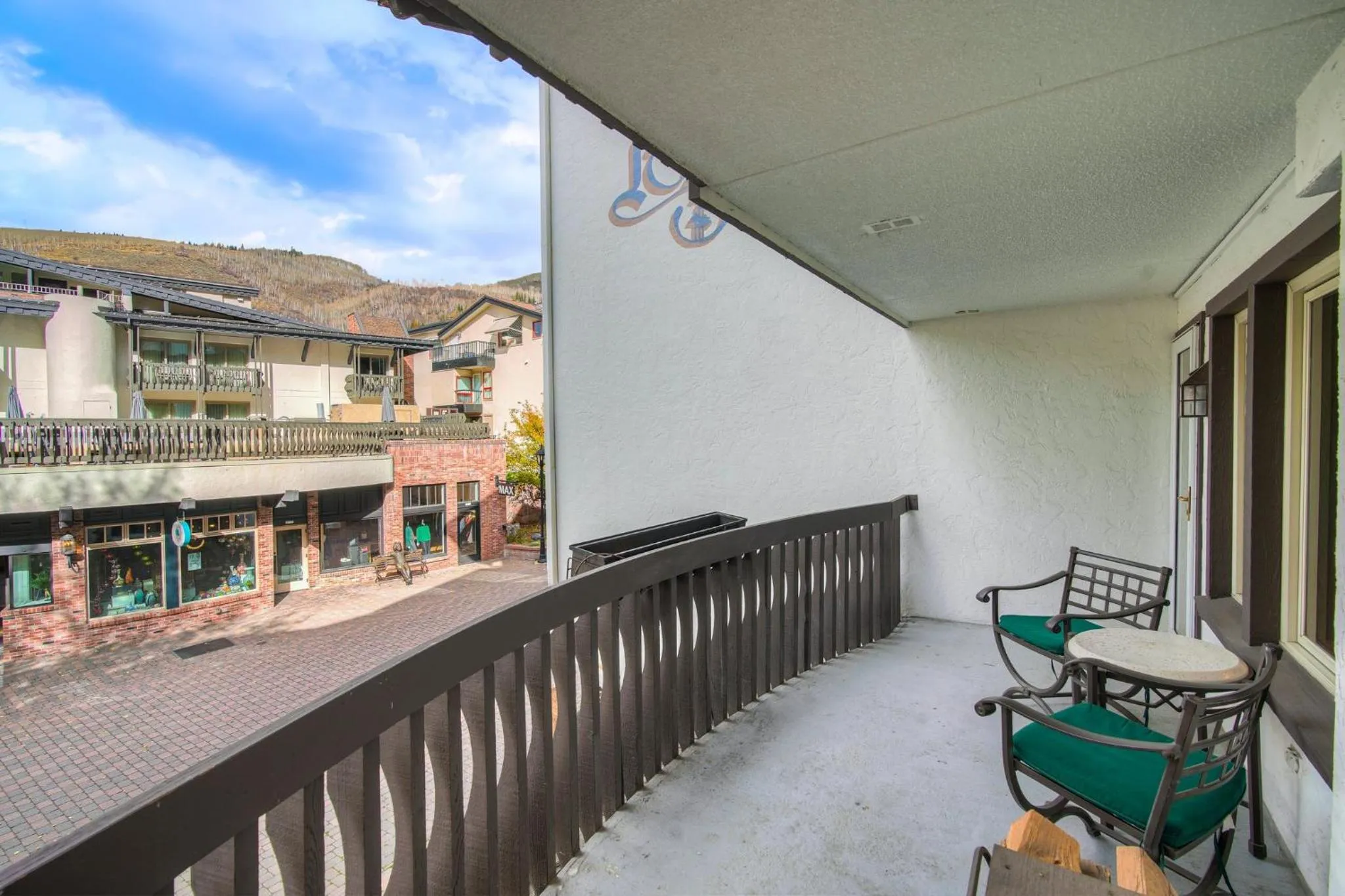 Balcony/Terrace in Lodge at Vail, A RockResort by Vail Resorts