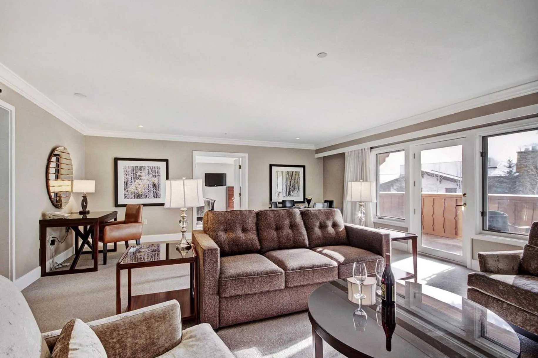 Living room in Lodge at Vail, A RockResort by Vail Resorts