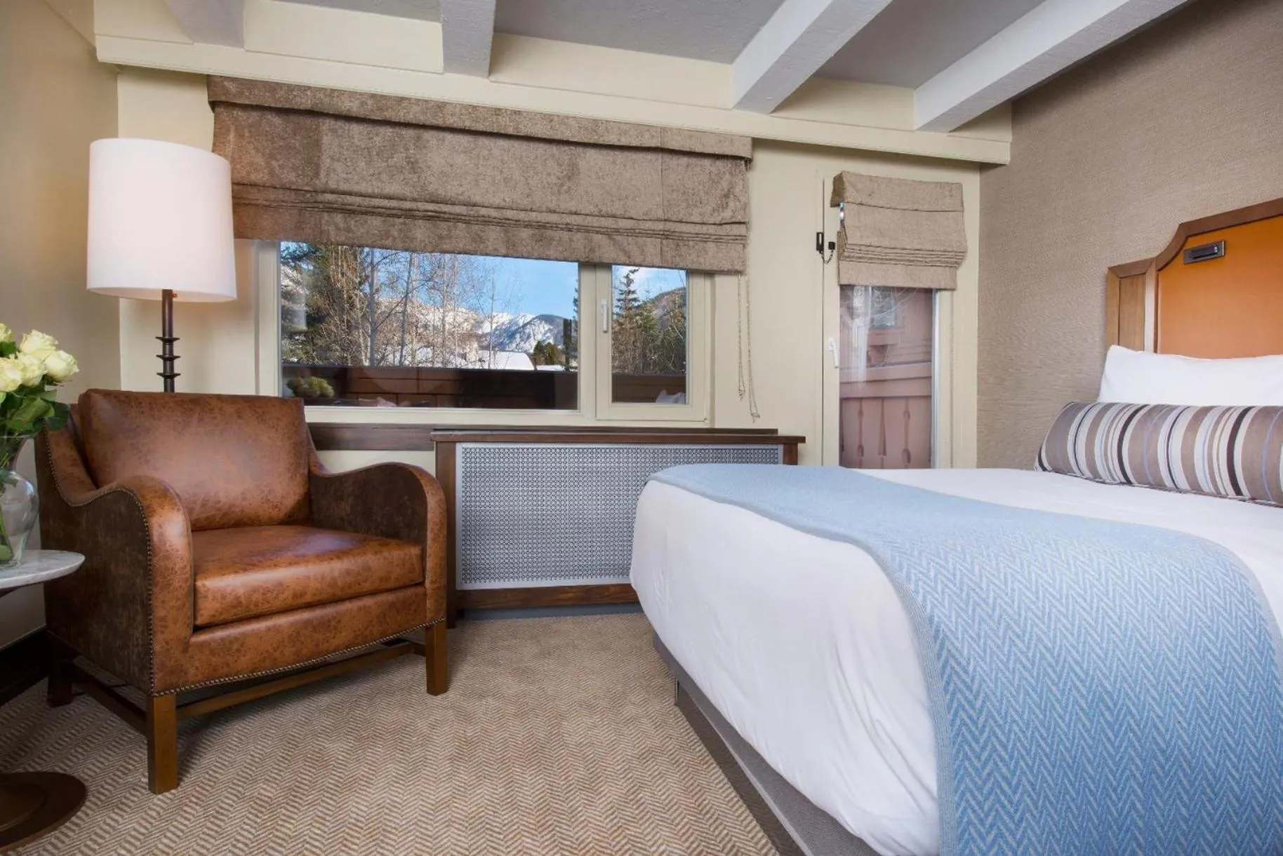 Bedroom, Bed in Lodge at Vail, A RockResort