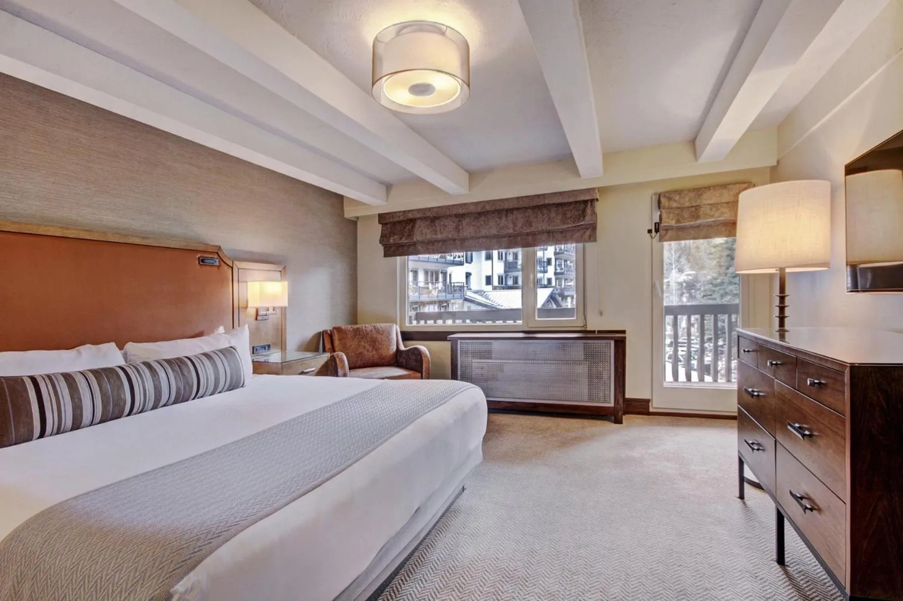 Bedroom, Bed in Lodge at Vail, A RockResort by Vail Resorts