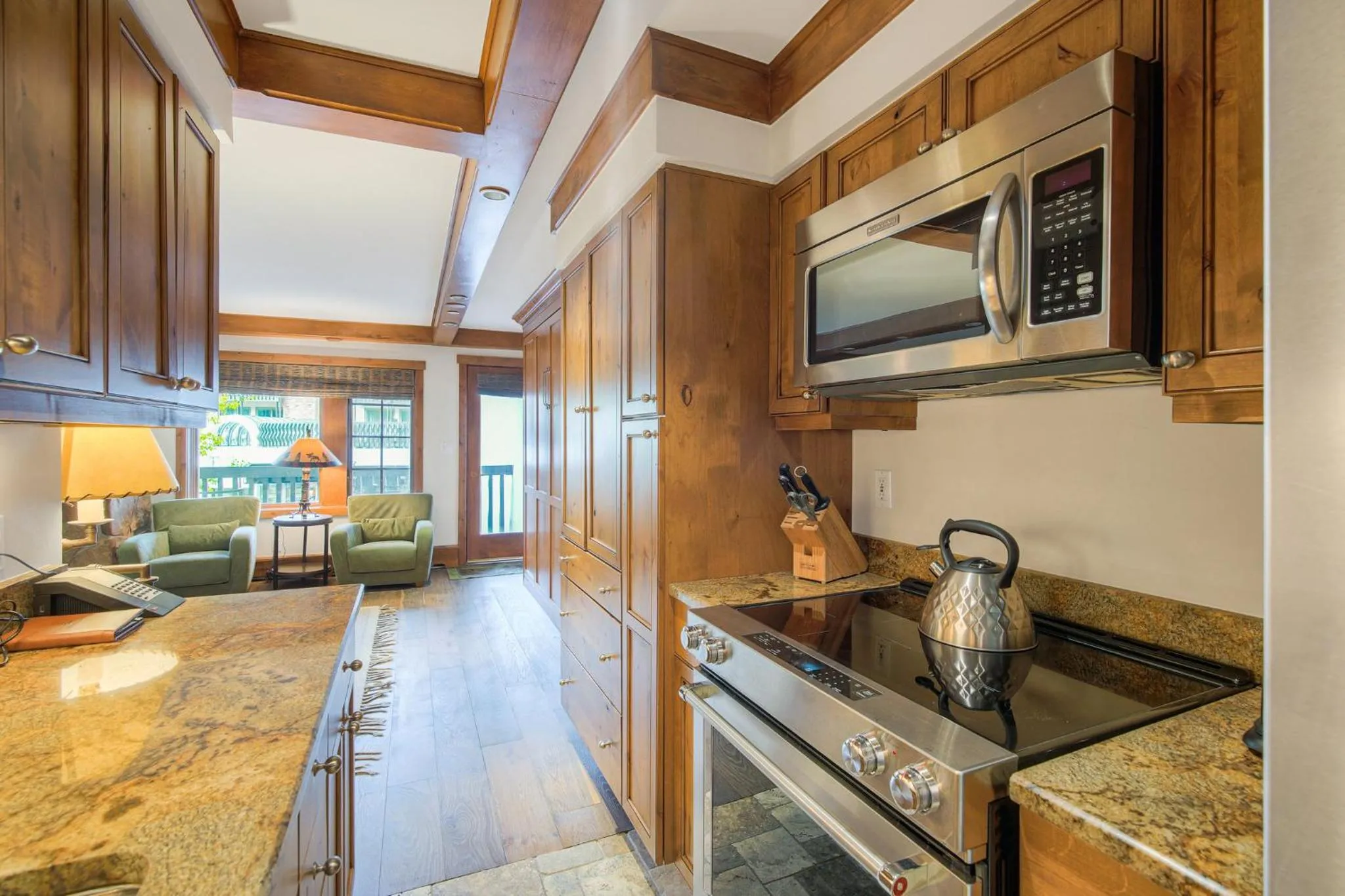 Kitchen or kitchenette in Lodge at Vail, A RockResort by Vail Resorts