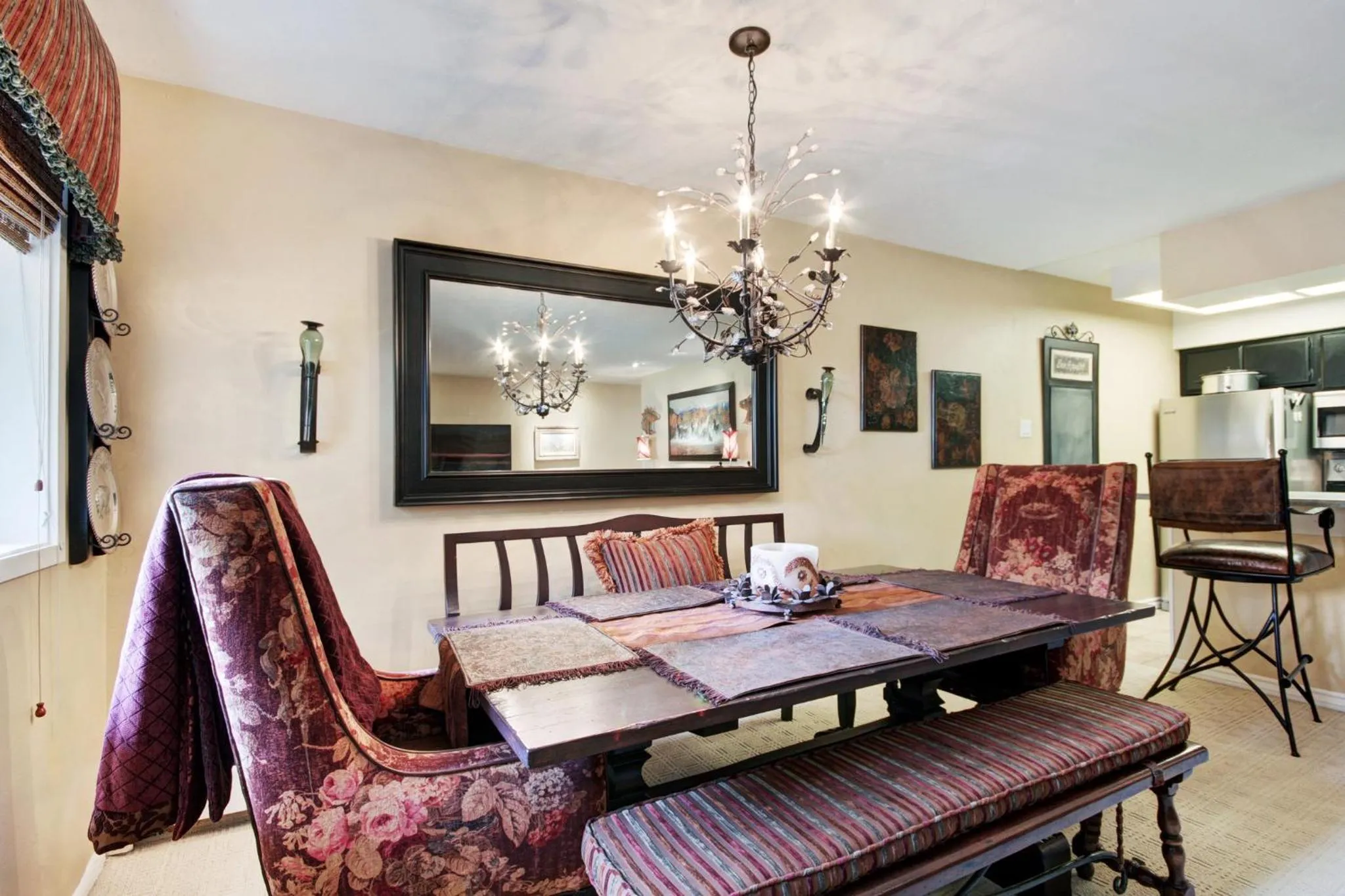 Dining area in Lodge at Vail, A RockResort