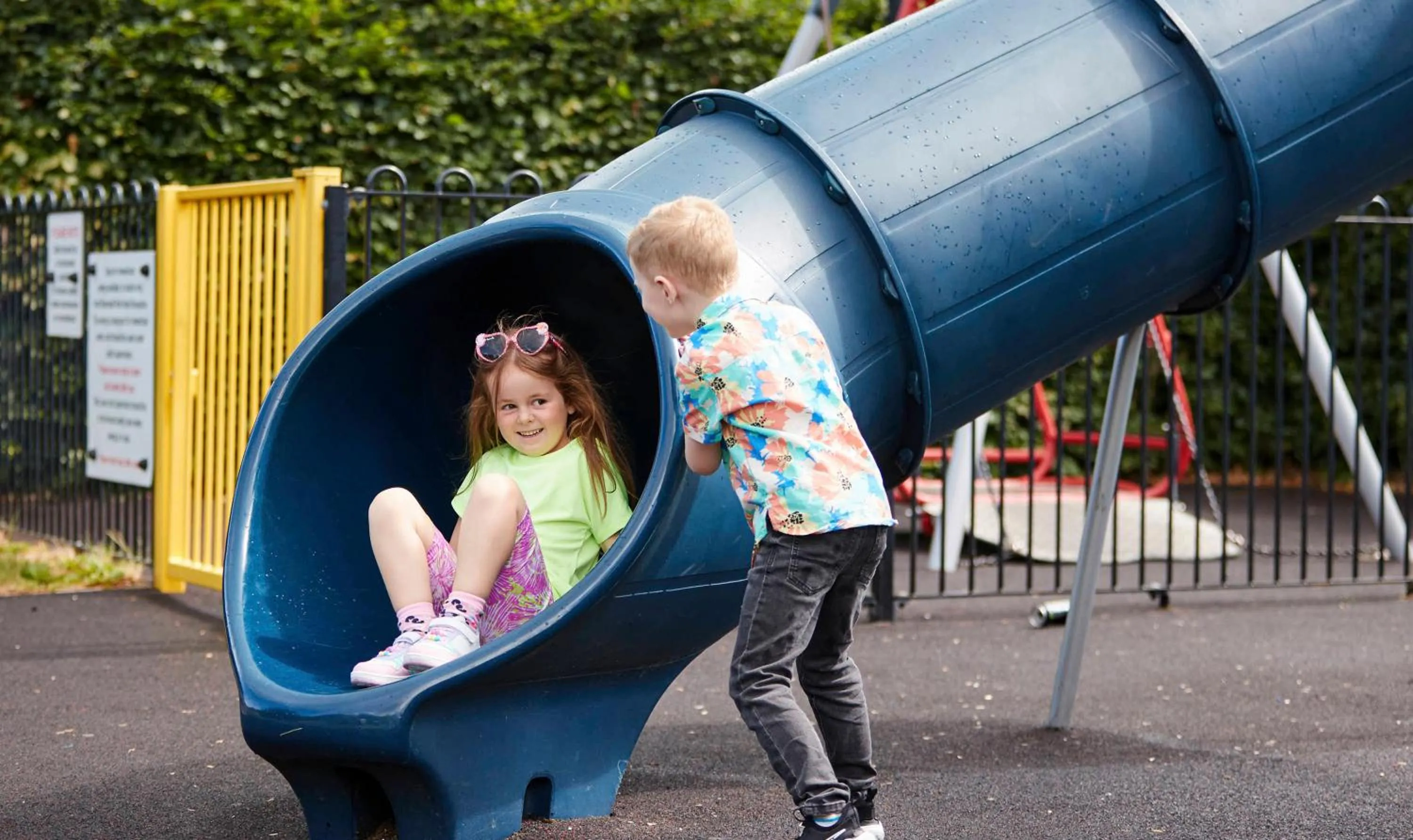 Children play ground in Riverside Park Hotel