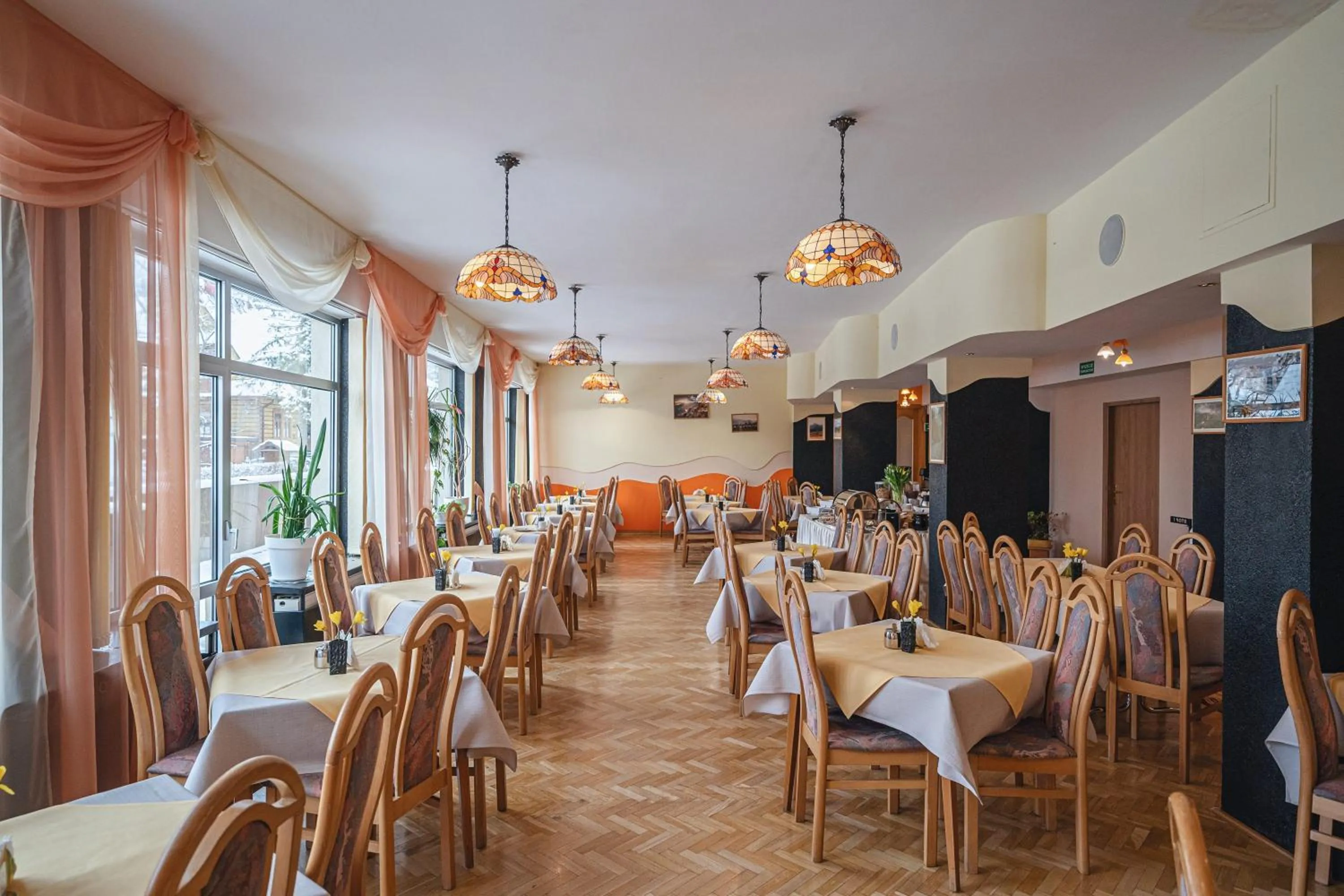 Dining area in Wanta