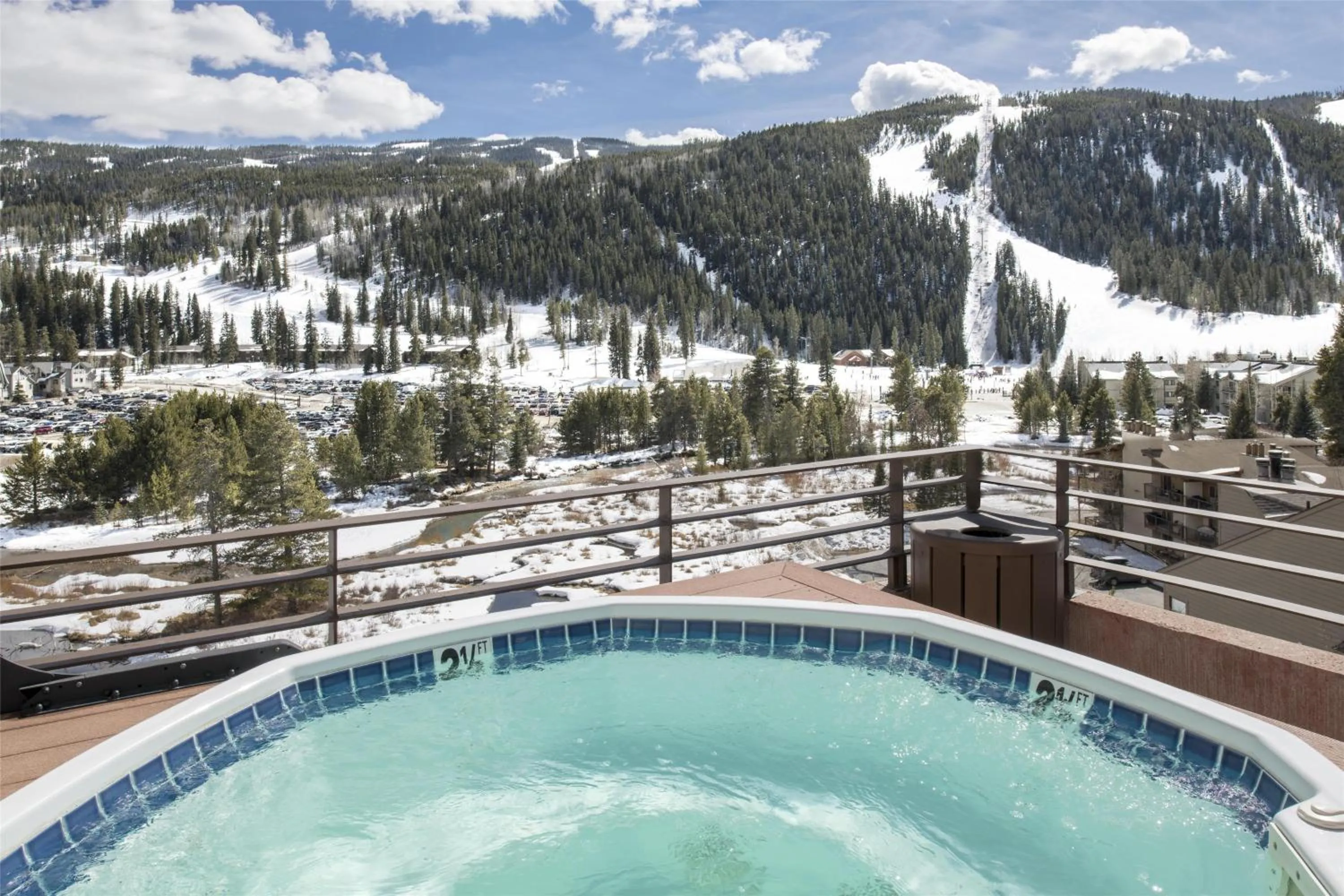 Swimming pool in Hyatt Place Keystone - Dillon