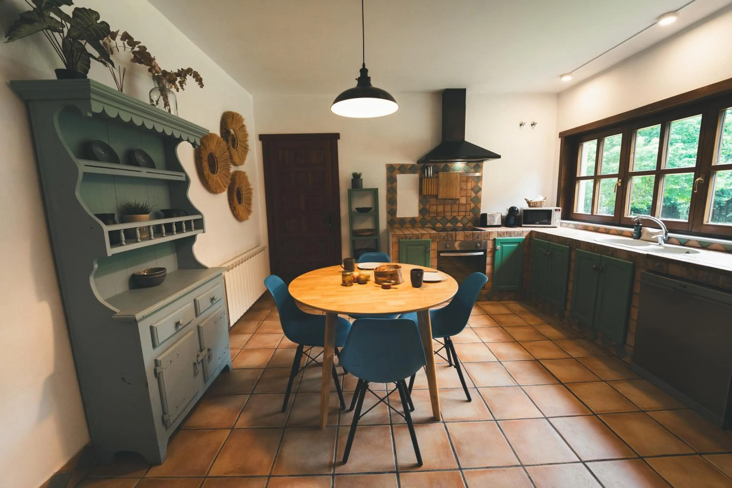 Kitchen or kitchenette in HolaCamp Camino