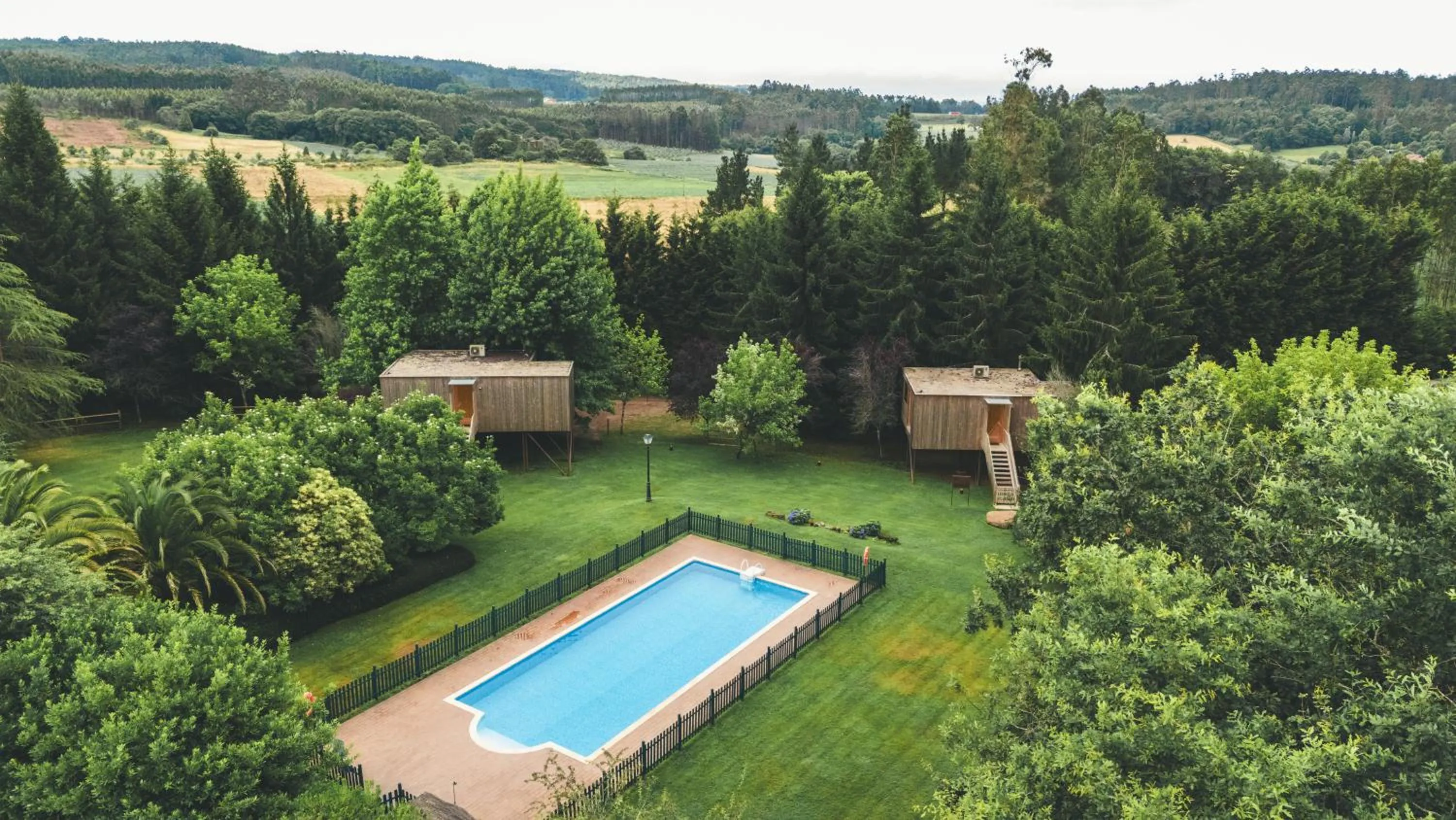 Swimming pool in HolaCamp Camino
