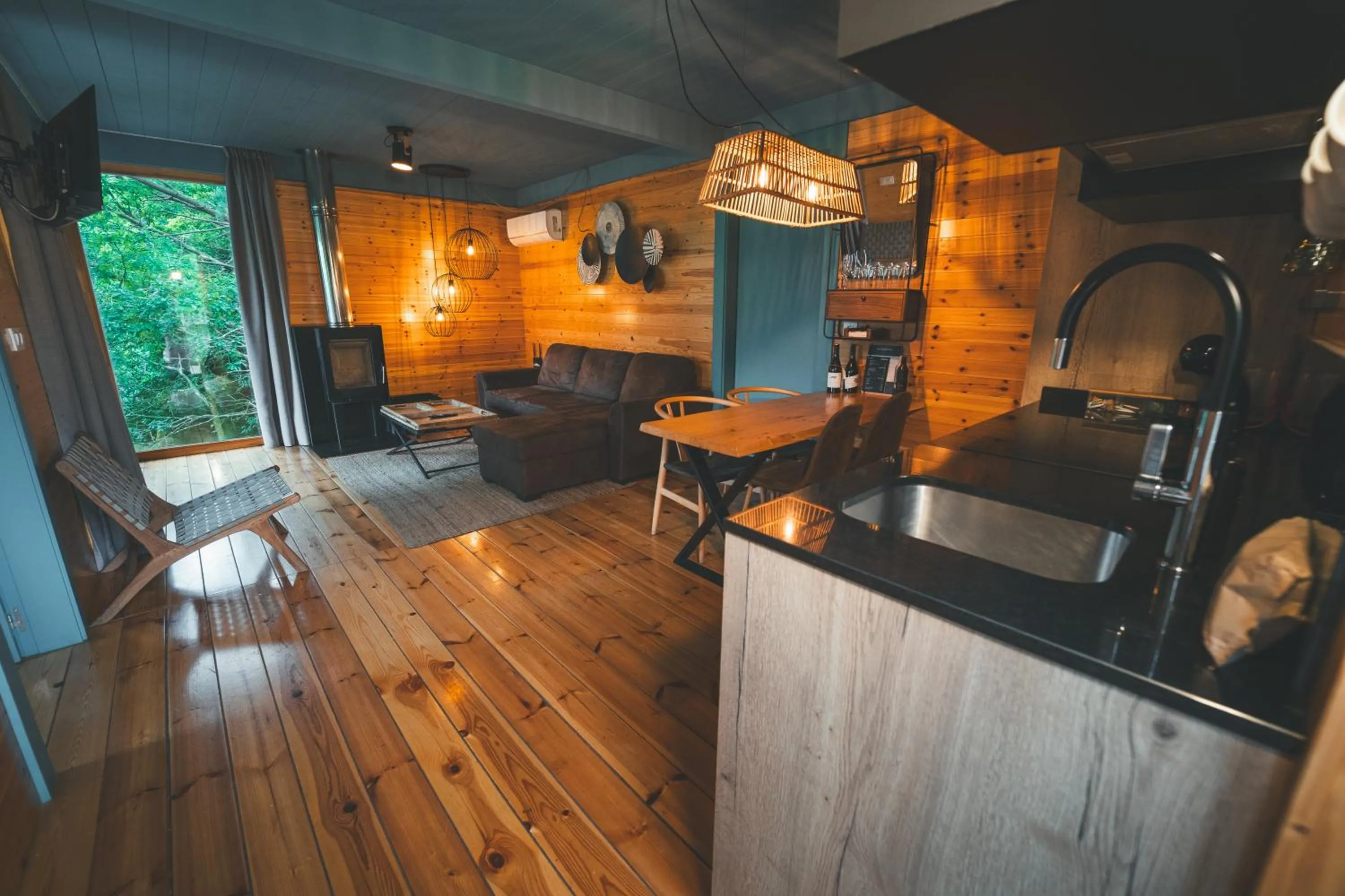 Kitchen or kitchenette in HolaCamp Camino