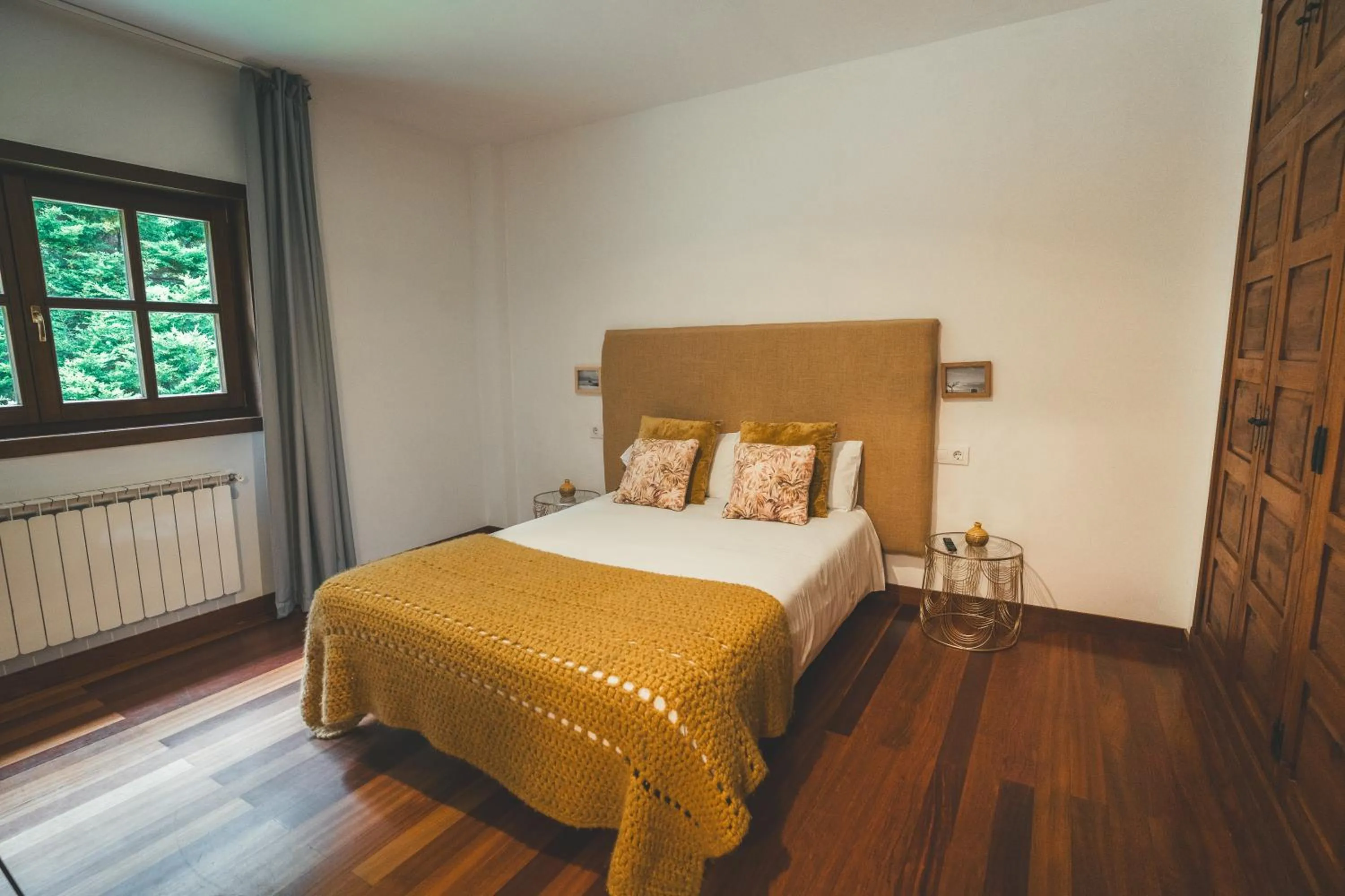 Photo of the whole room, Bed in HolaCamp Camino