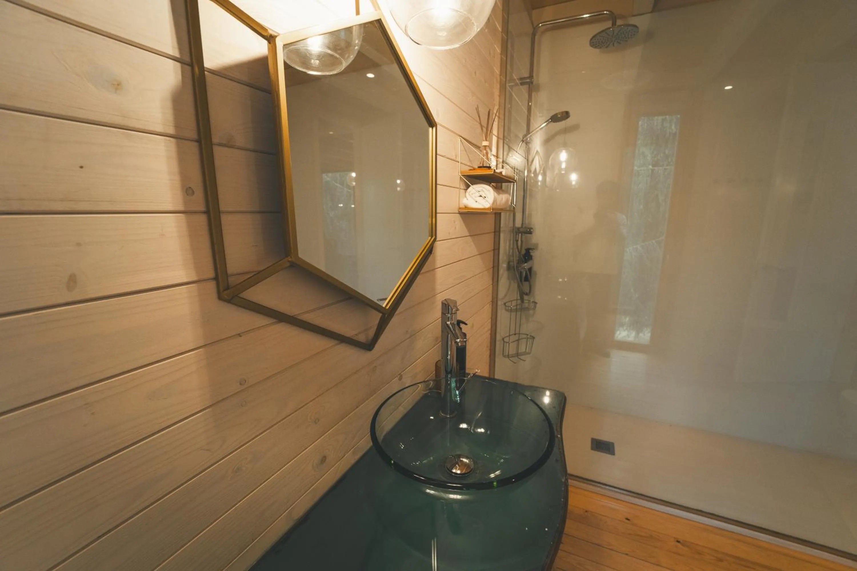 Bathroom in HolaCamp Camino