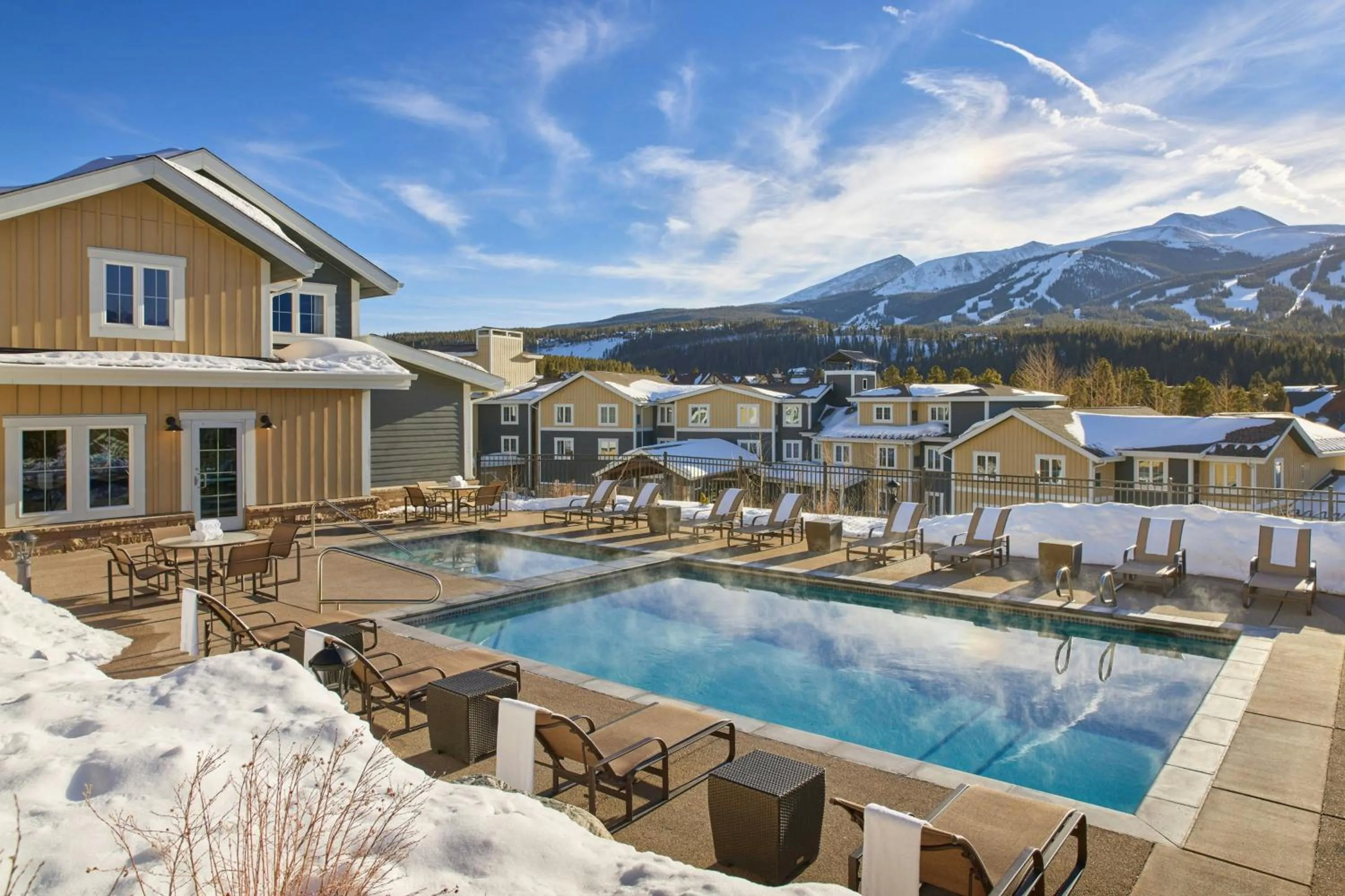 Swimming pool in Residence Inn by Marriott Breckenridge