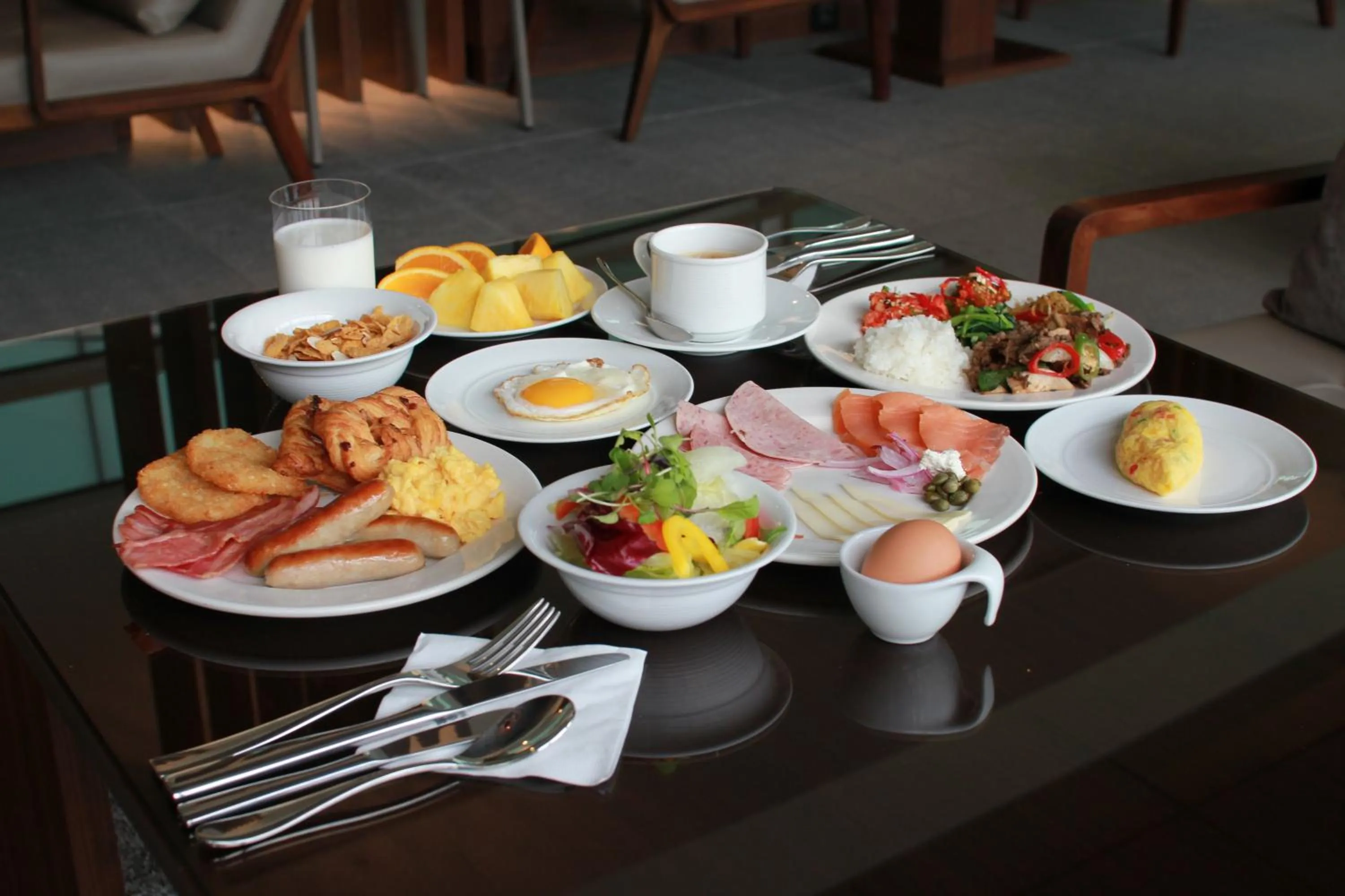 Buffet breakfast in Midas Hotel & Resort