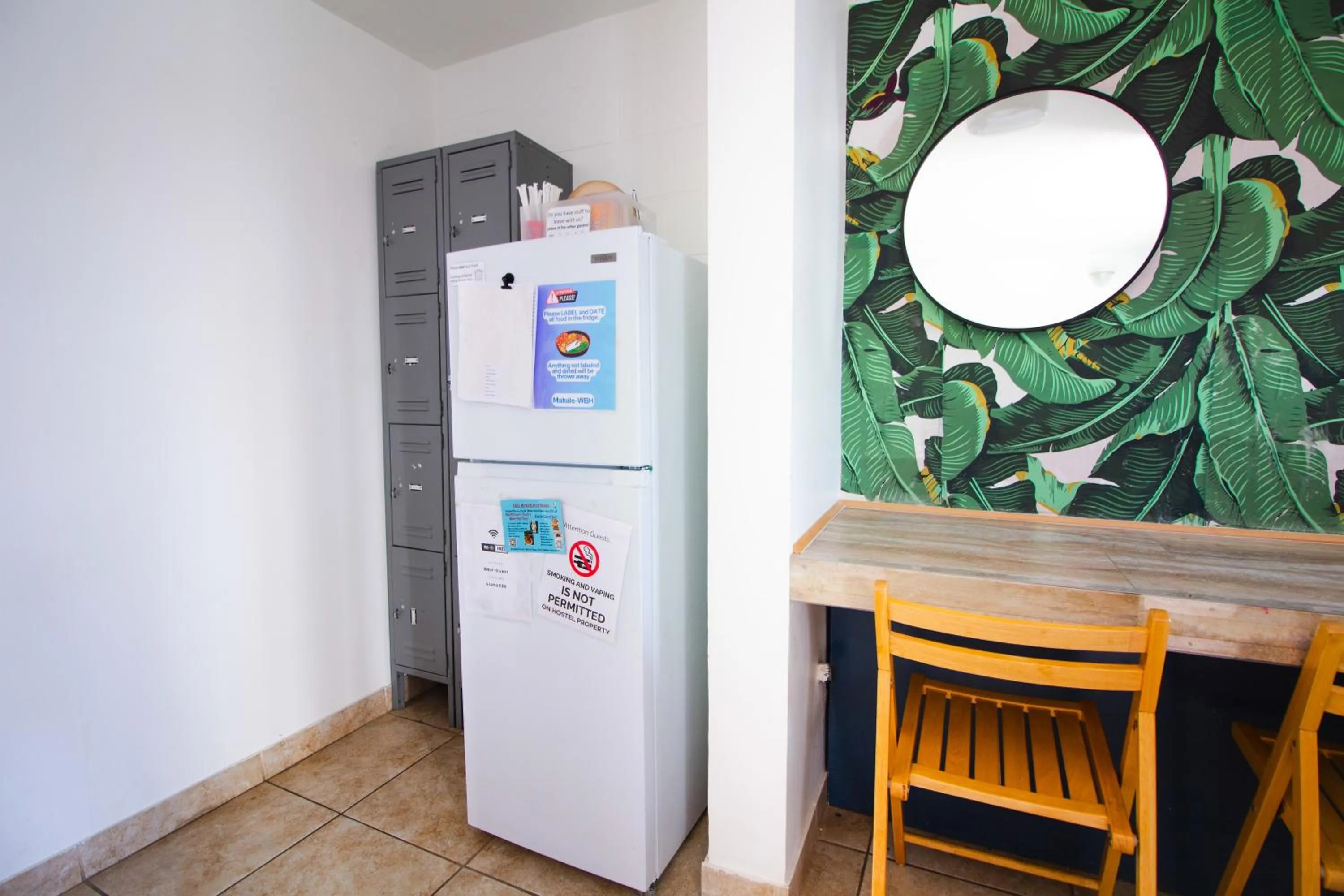 Waikiki Beachside Hostel