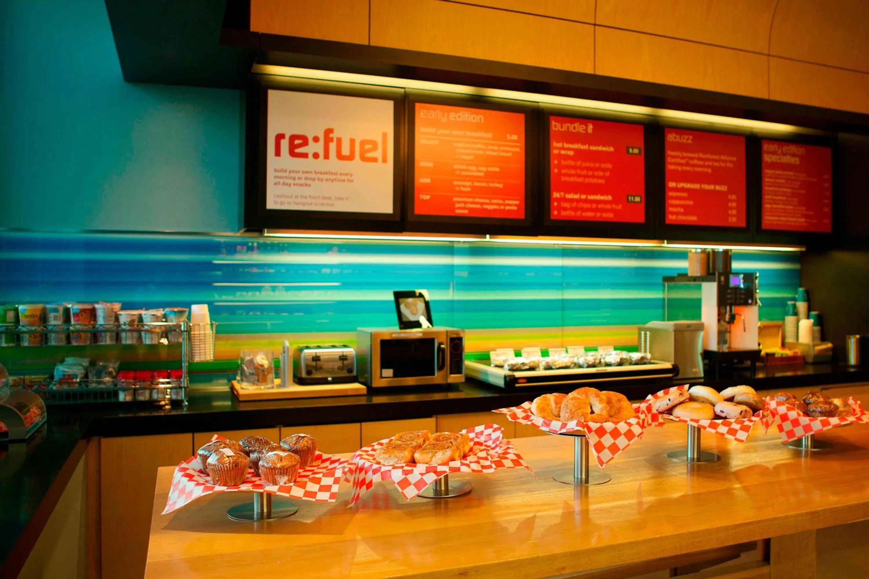 Restaurant/places to eat in Aloft Minneapolis