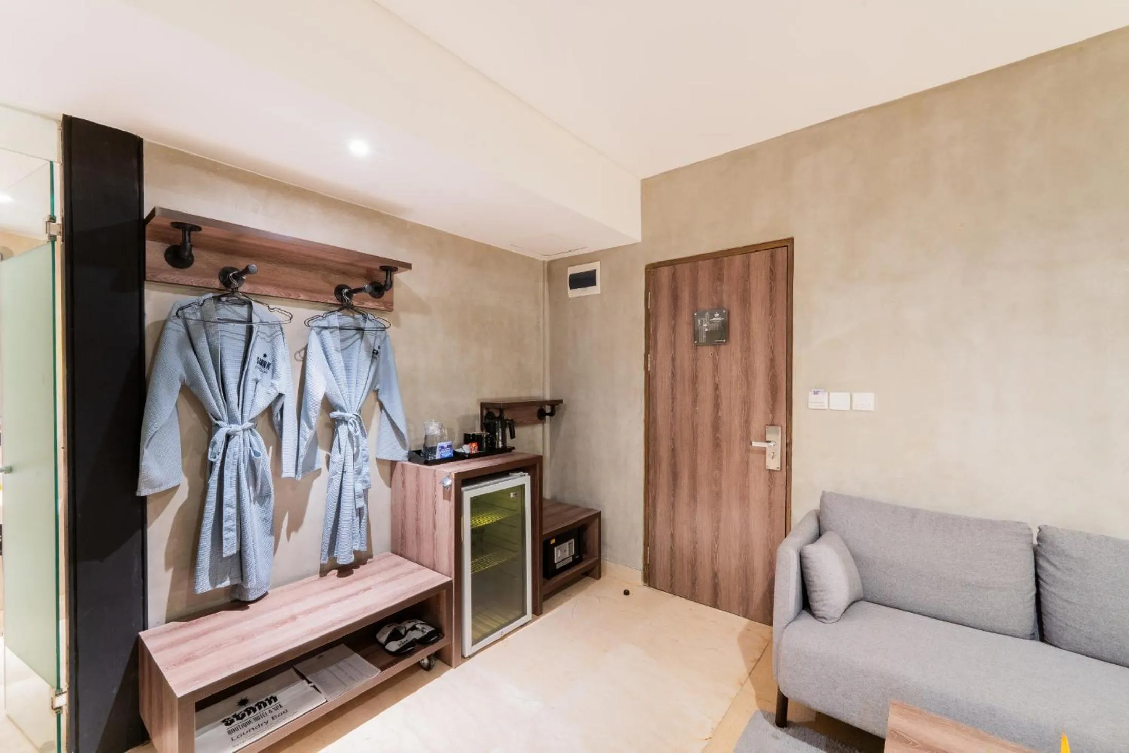 Coffee/tea facilities, Bed in Stark Boutique Hotel and Spa