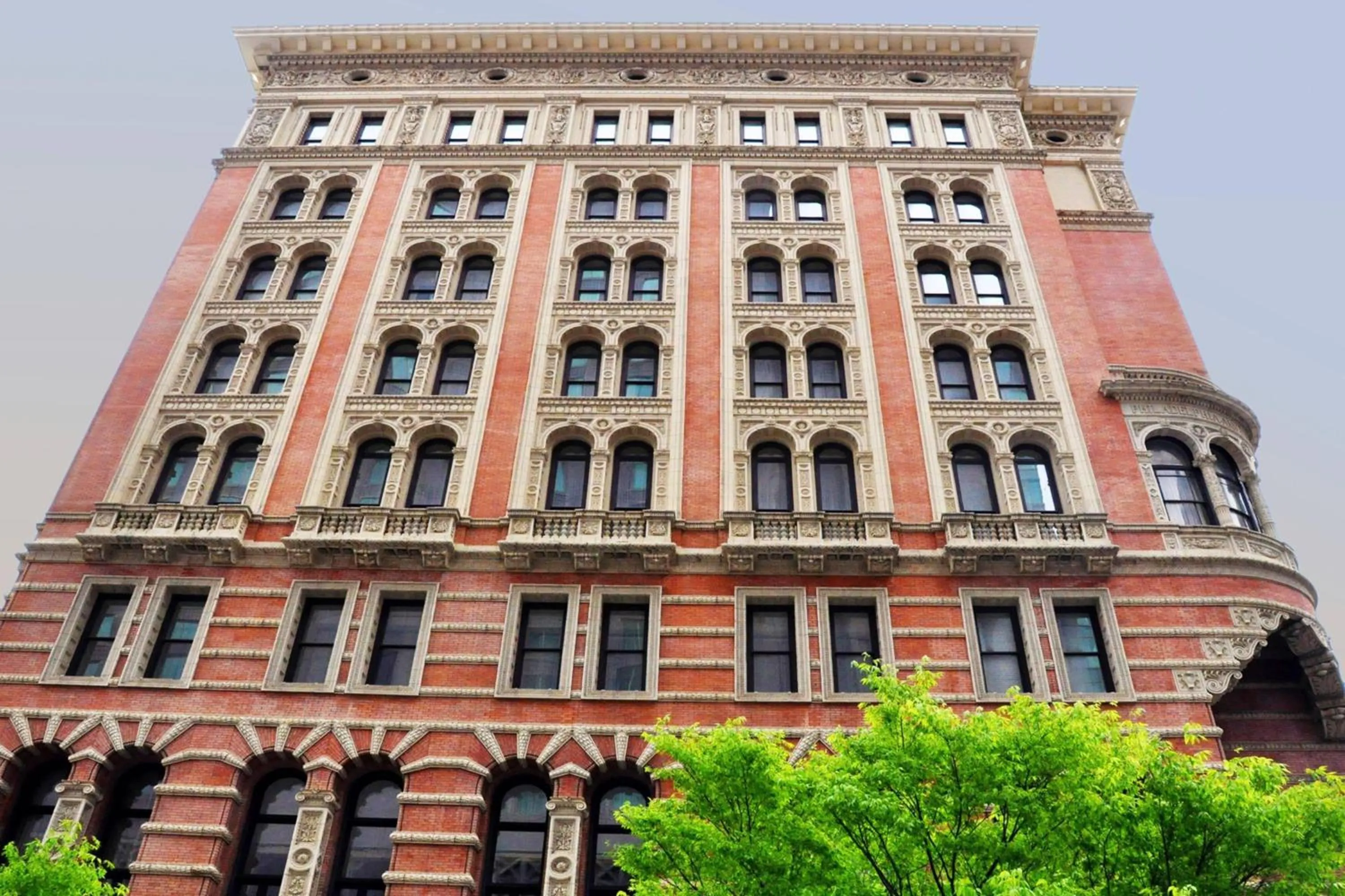 Property building in Philadelphia Marriott Downtown