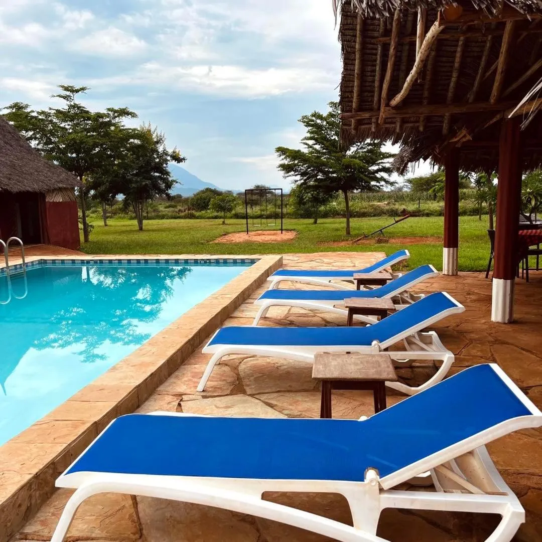 Swimming pool in Lake Jipe Eco Lodge