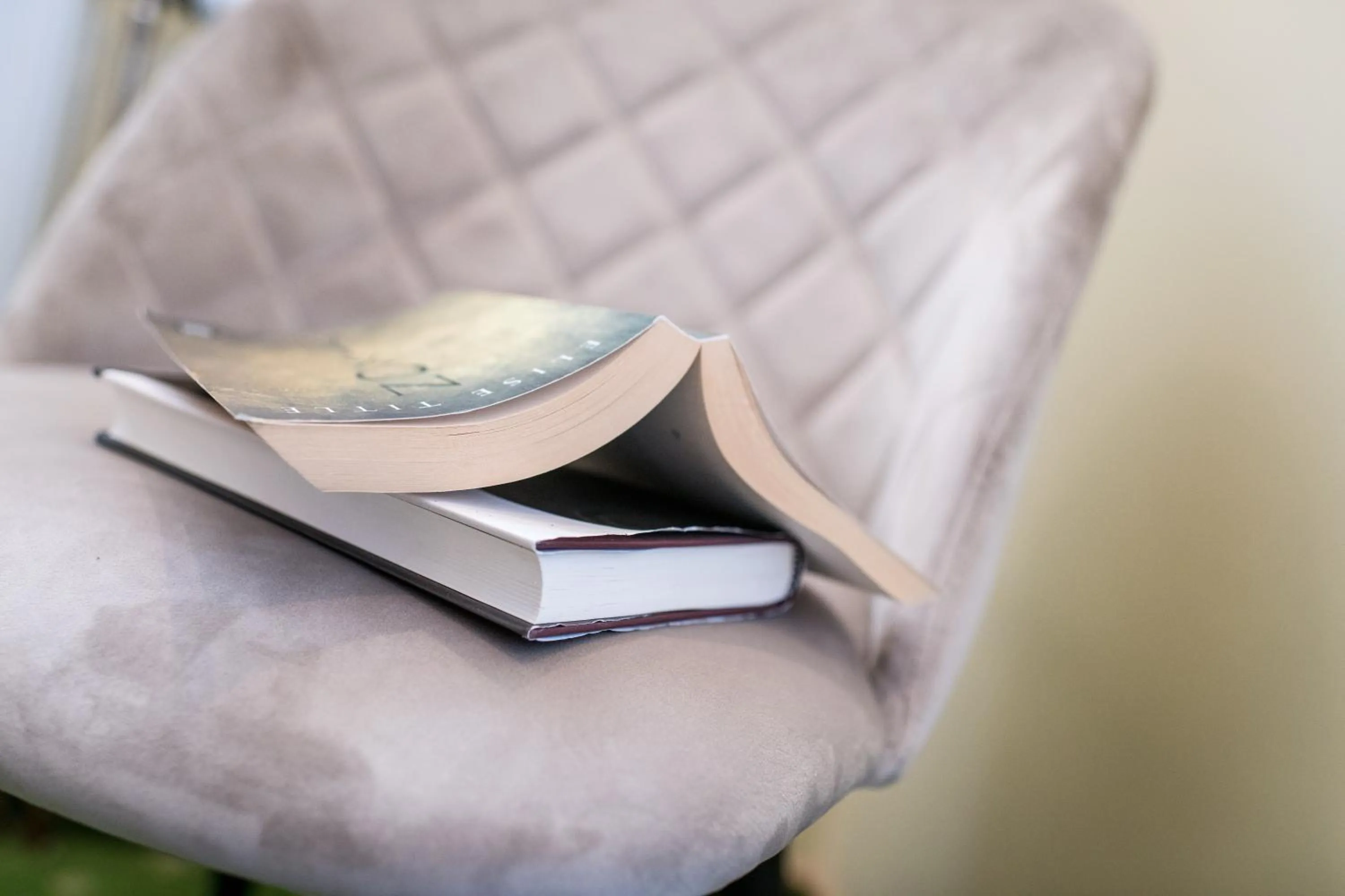 Decorative detail in Die WUNDER s Ferienpension