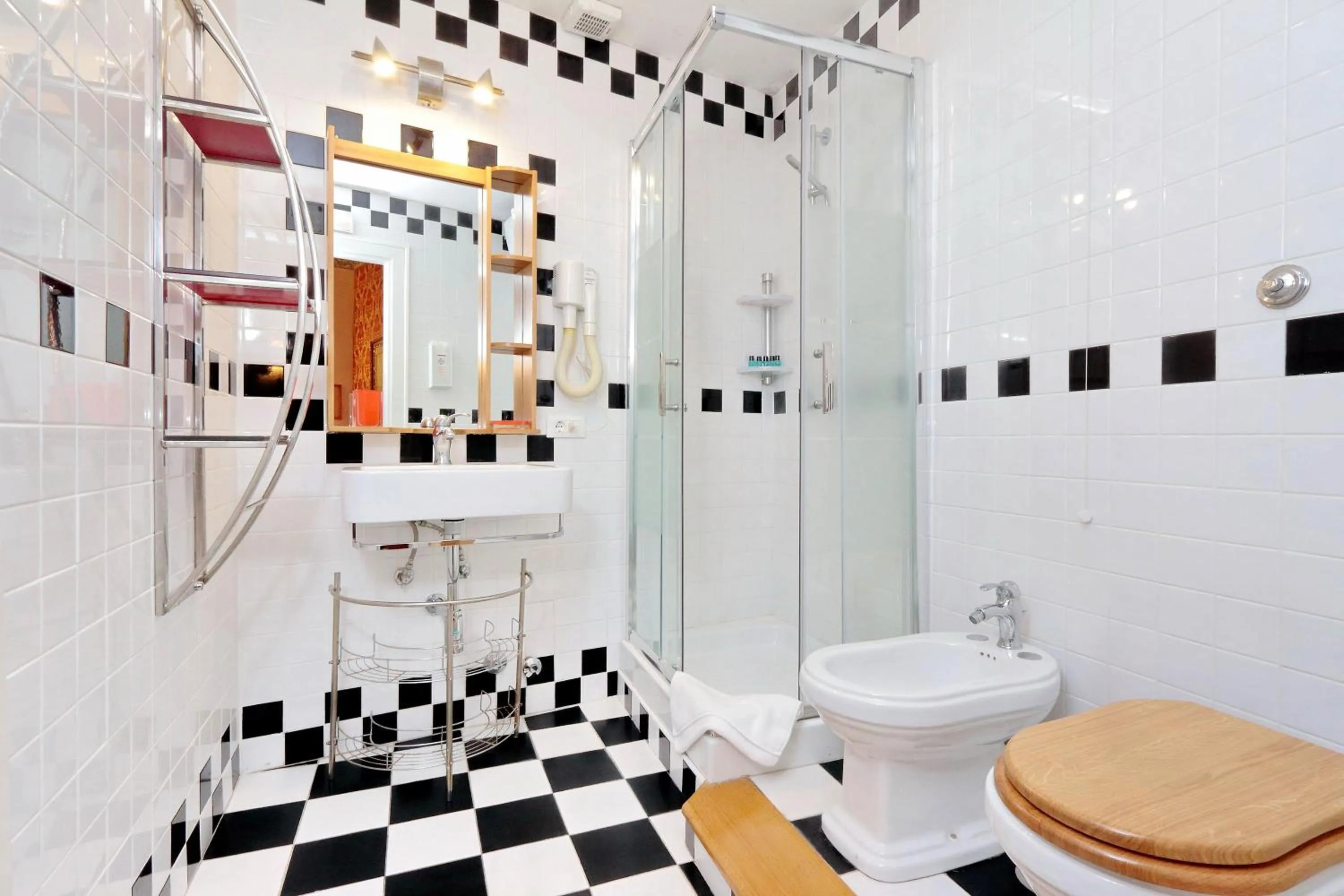 Bathroom in Sonnino Suite