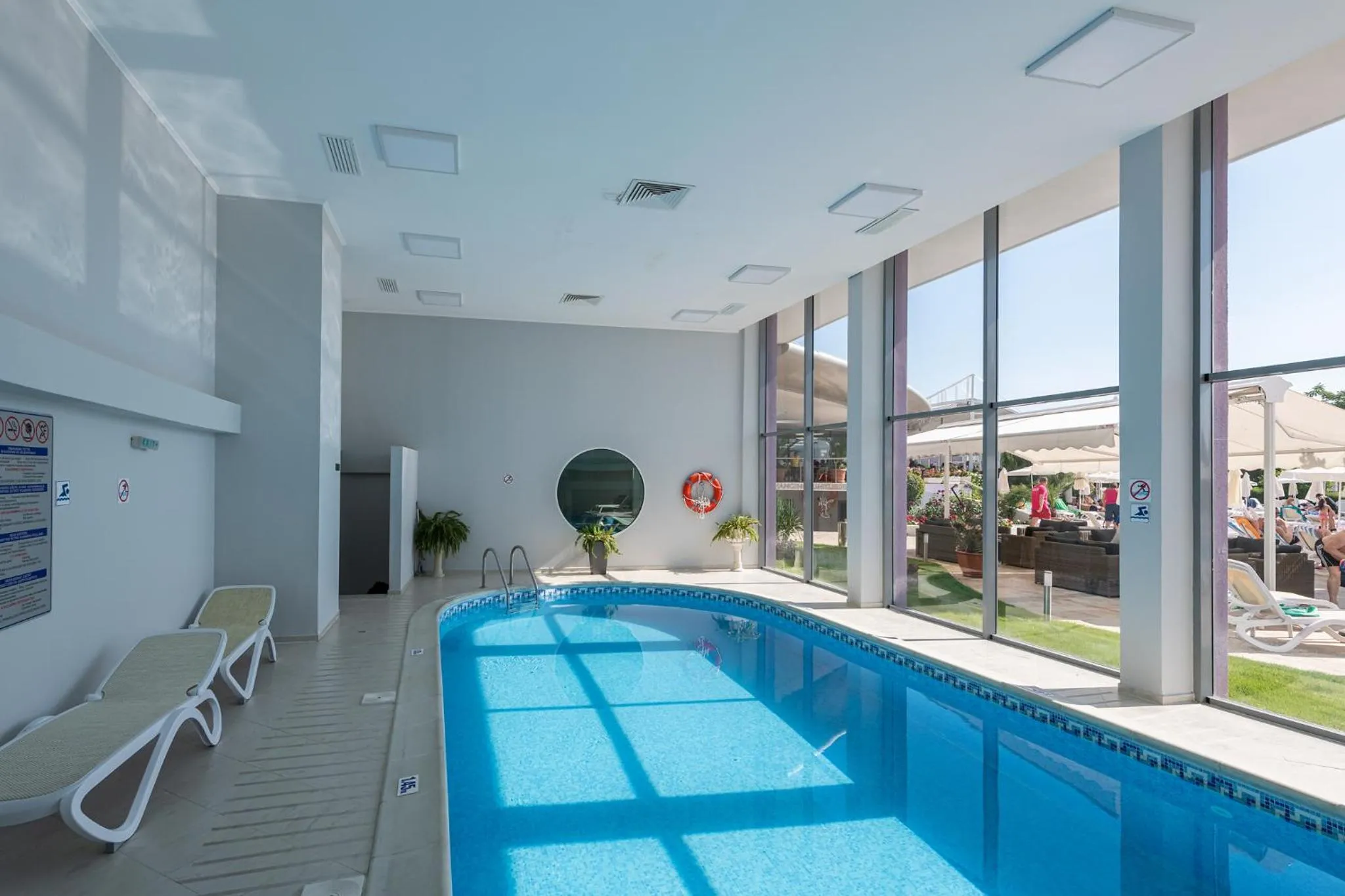 Swimming pool in Hotel Neptun Beach