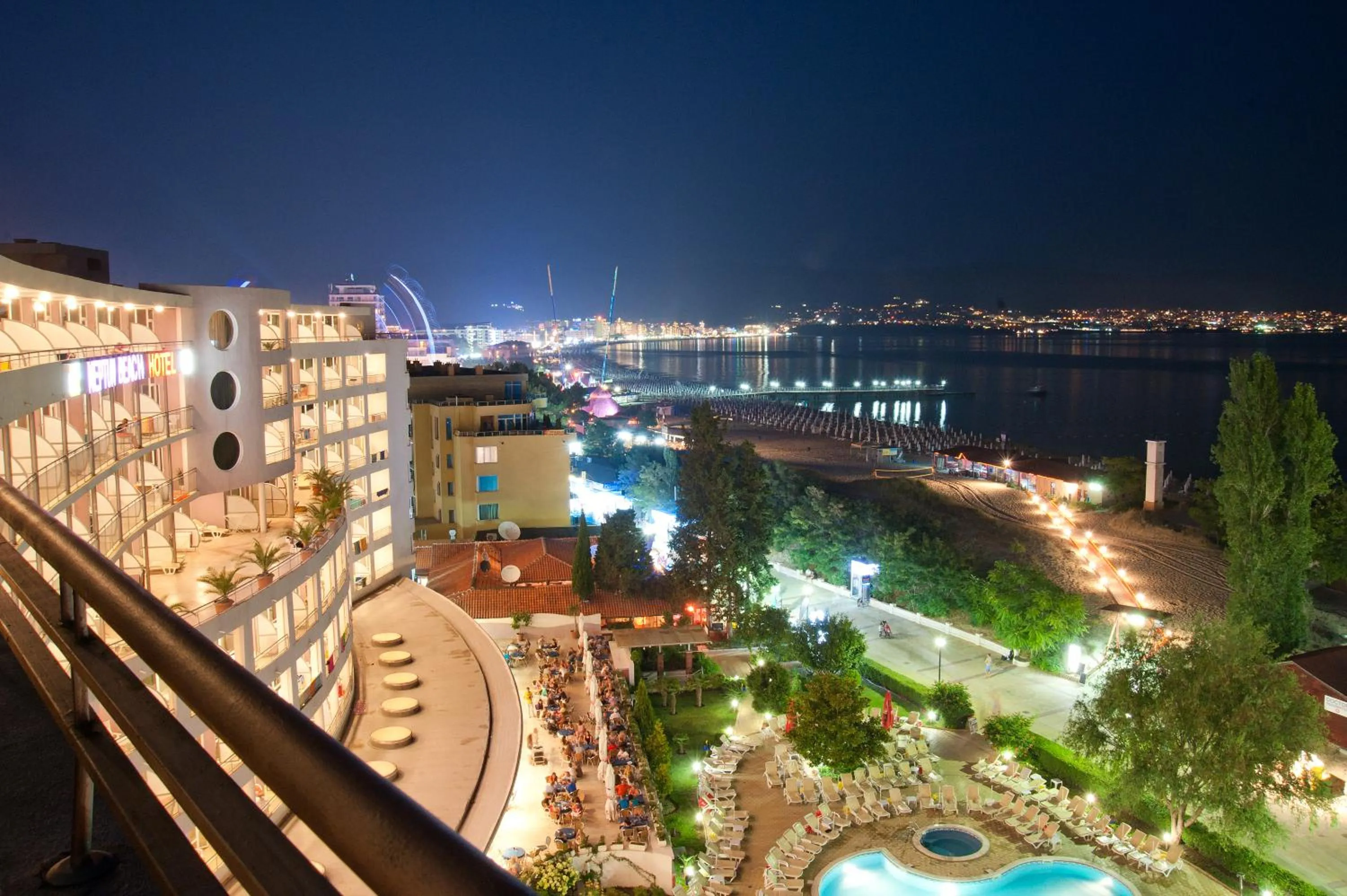 Facade/entrance in Hotel Neptun Beach