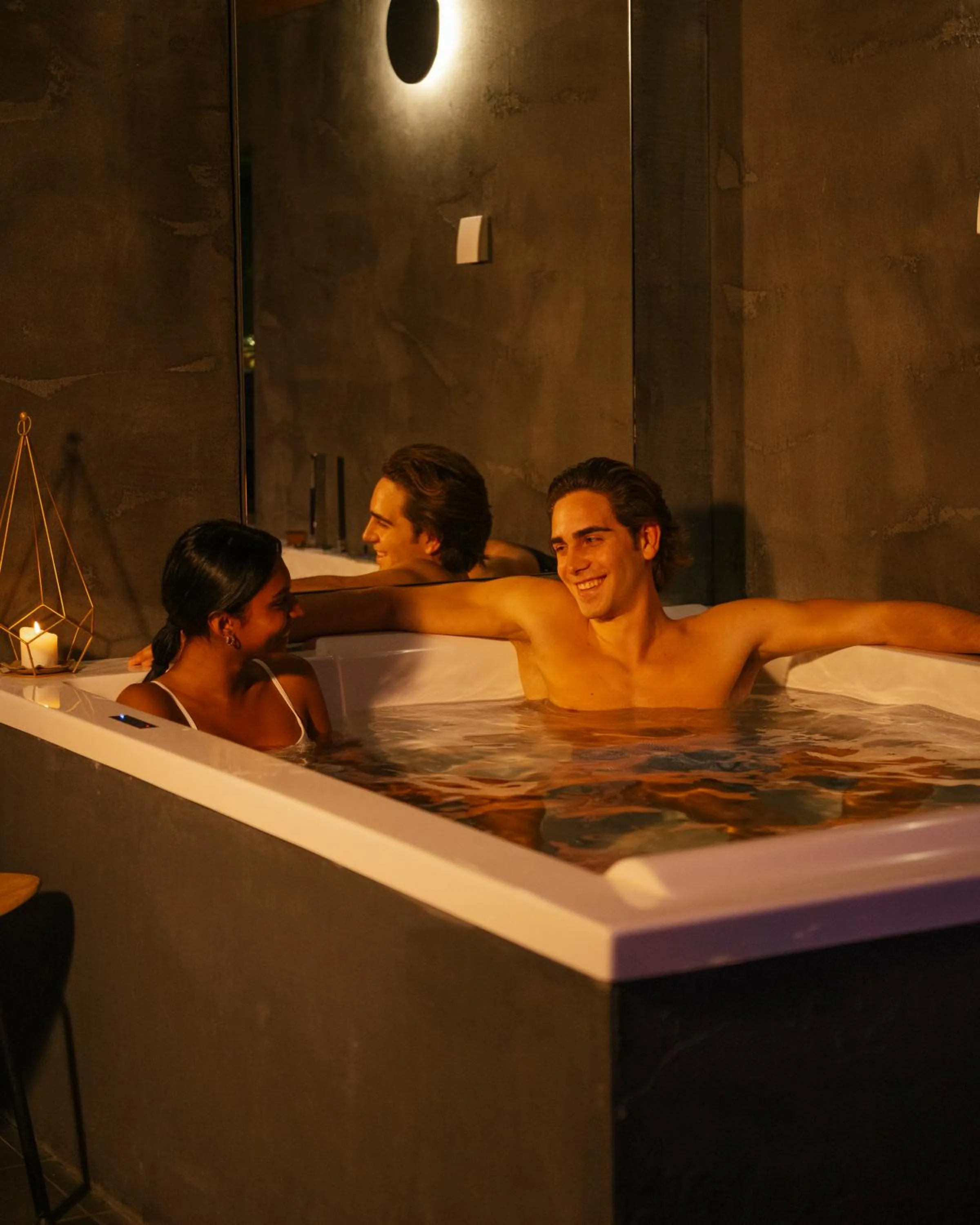 Spa and wellness centre/facilities in De Bonart Naples, Curio Collection By Hilton