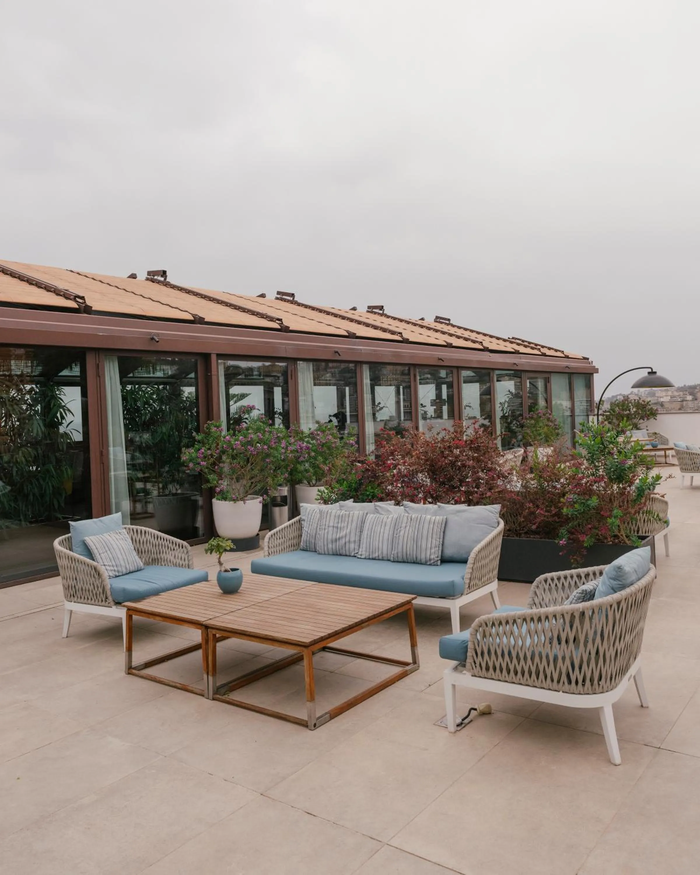 Balcony/Terrace in De Bonart Naples, Curio Collection By Hilton