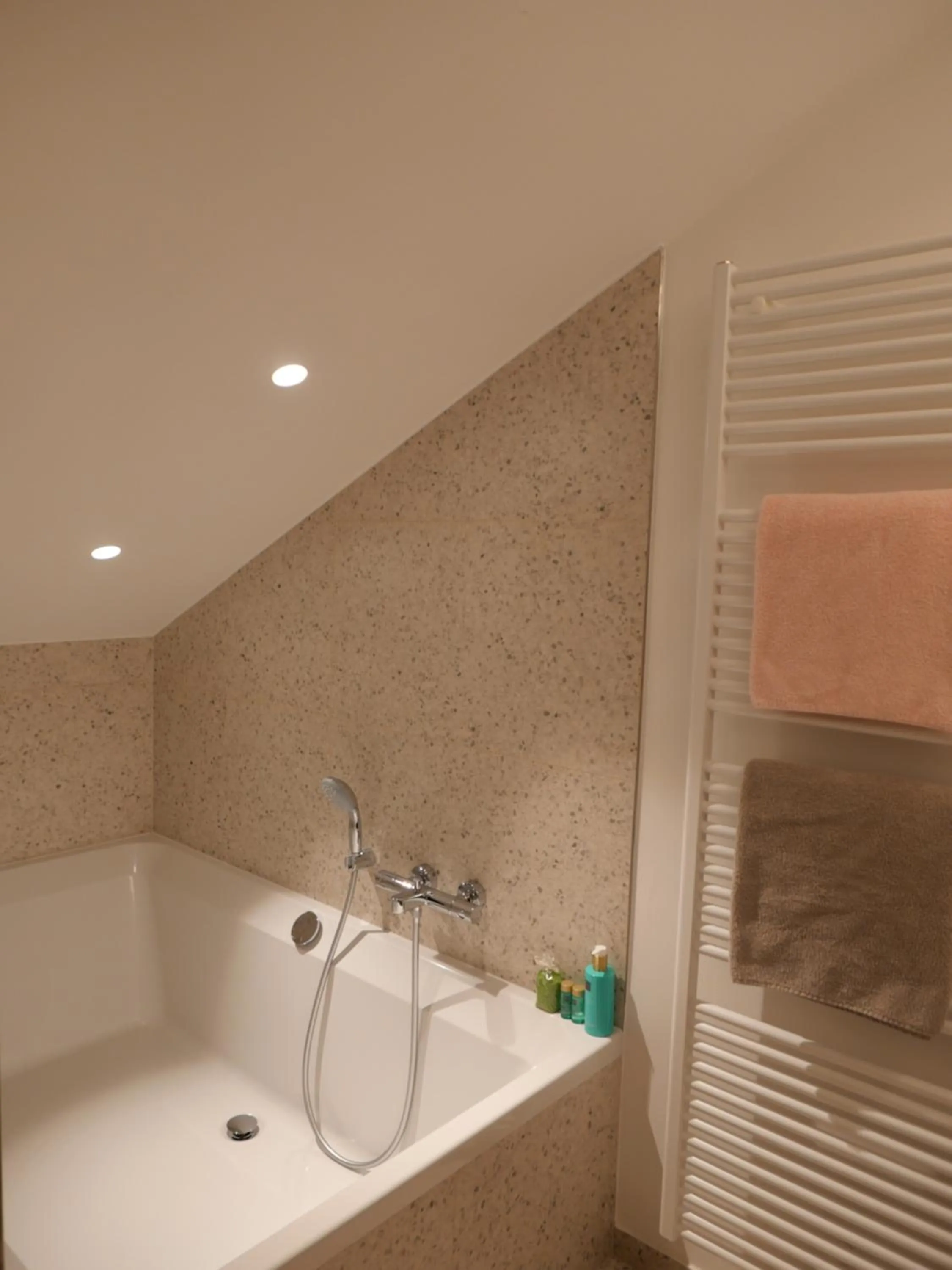 Bath in B&B De Stuifduinen