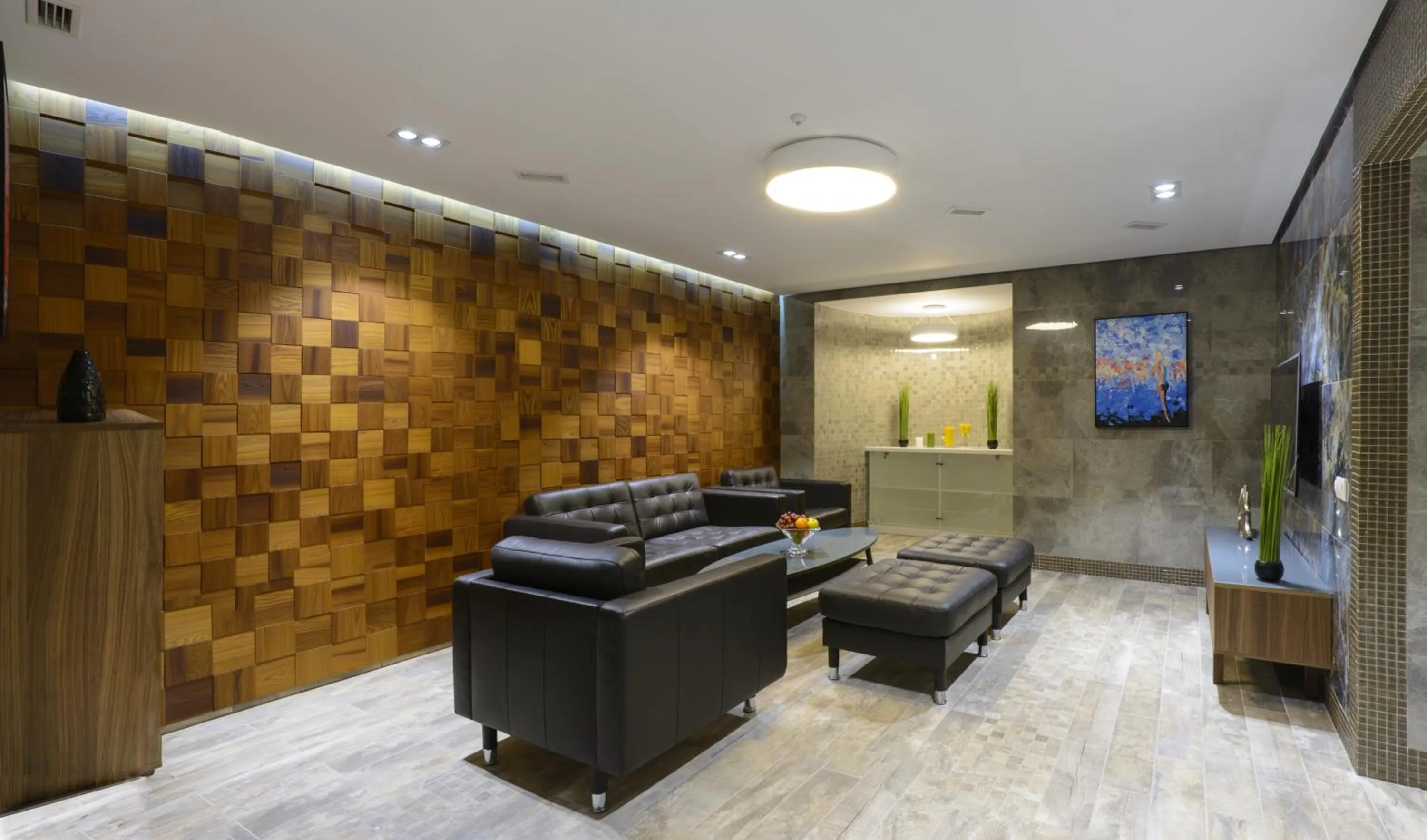 Hot Tub in Hotel Senator