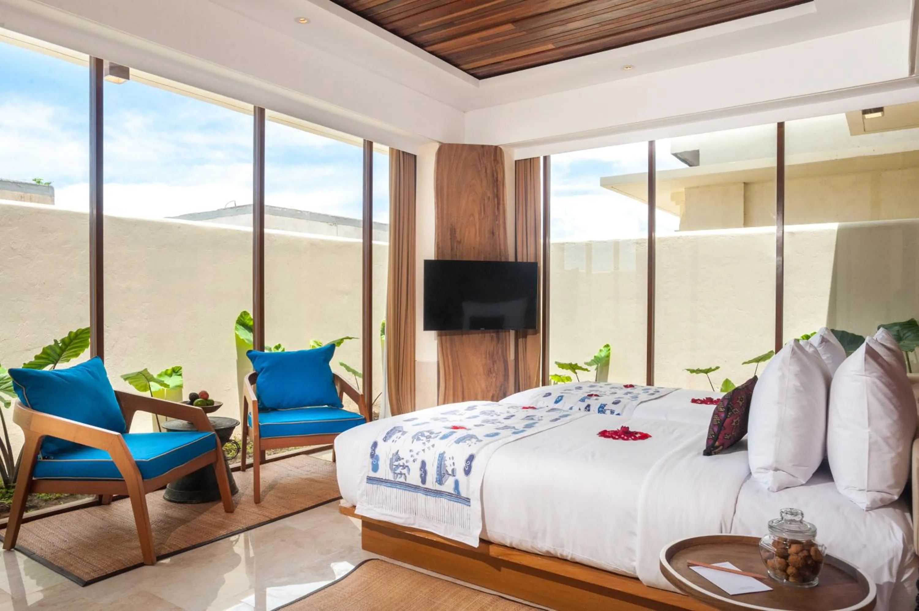 Bed in Komaneka at Keramas Beach