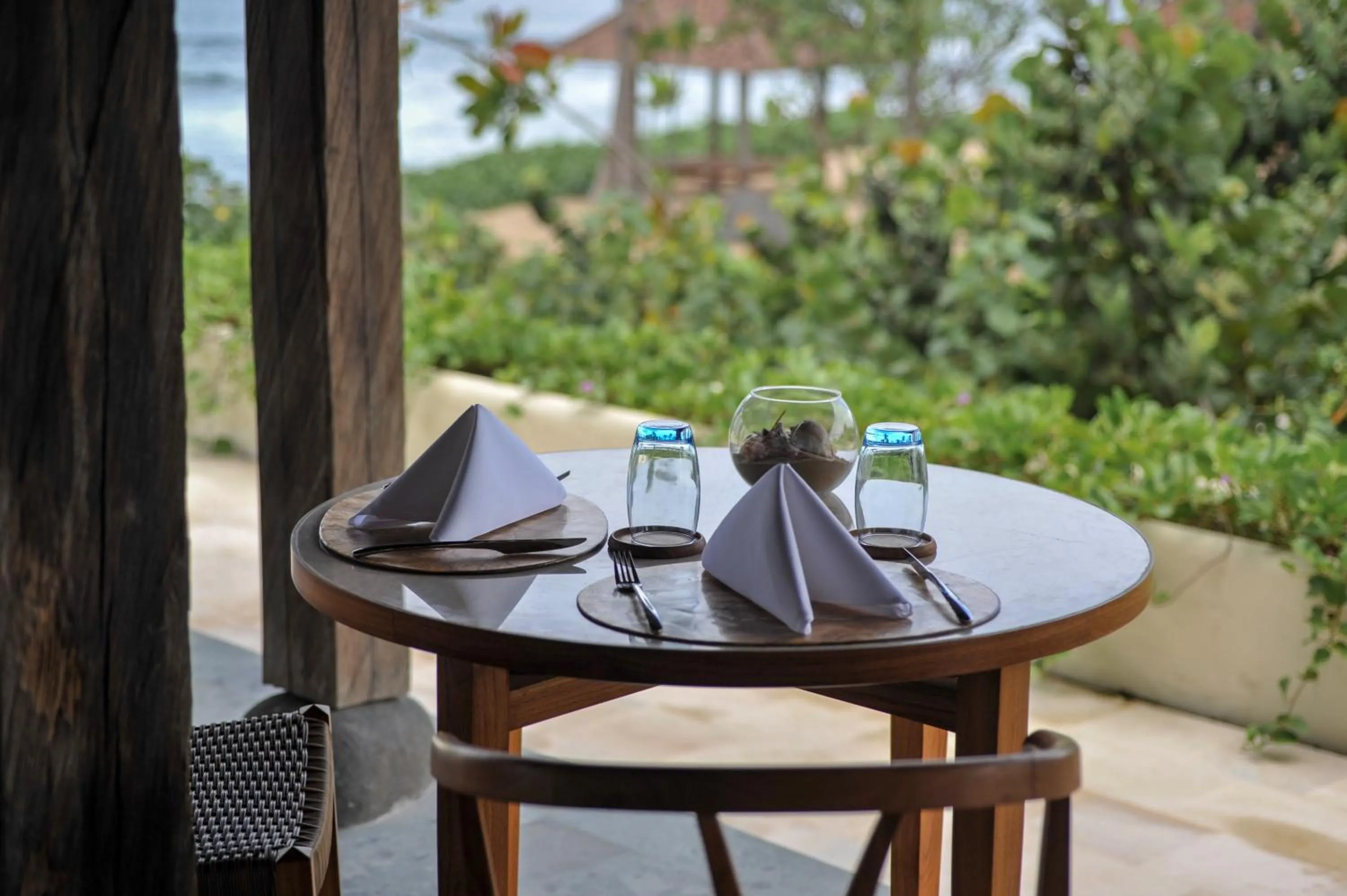 Restaurant/places to eat in Komaneka at Keramas Beach