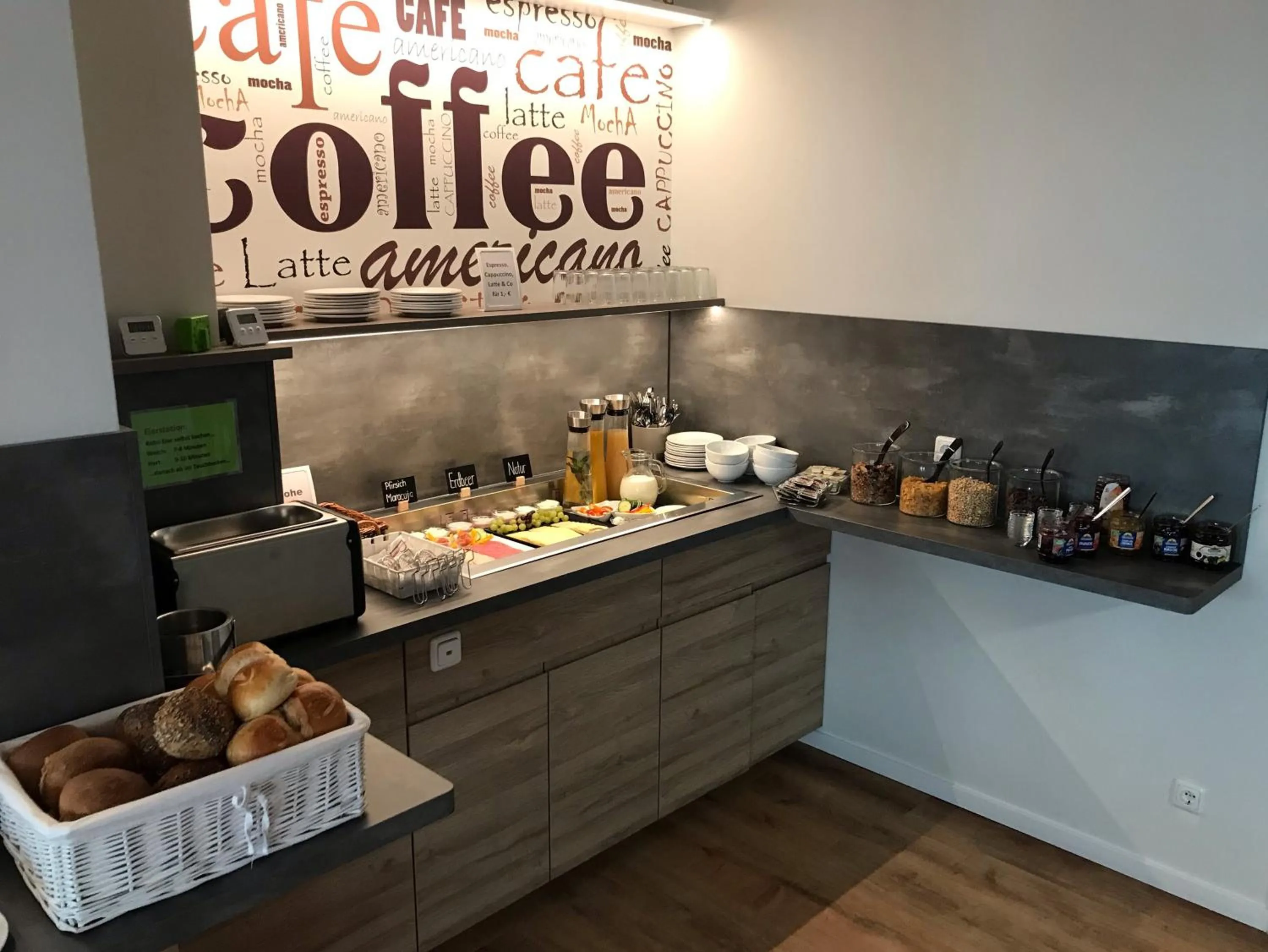 Breakfast in Hotel Weinert
