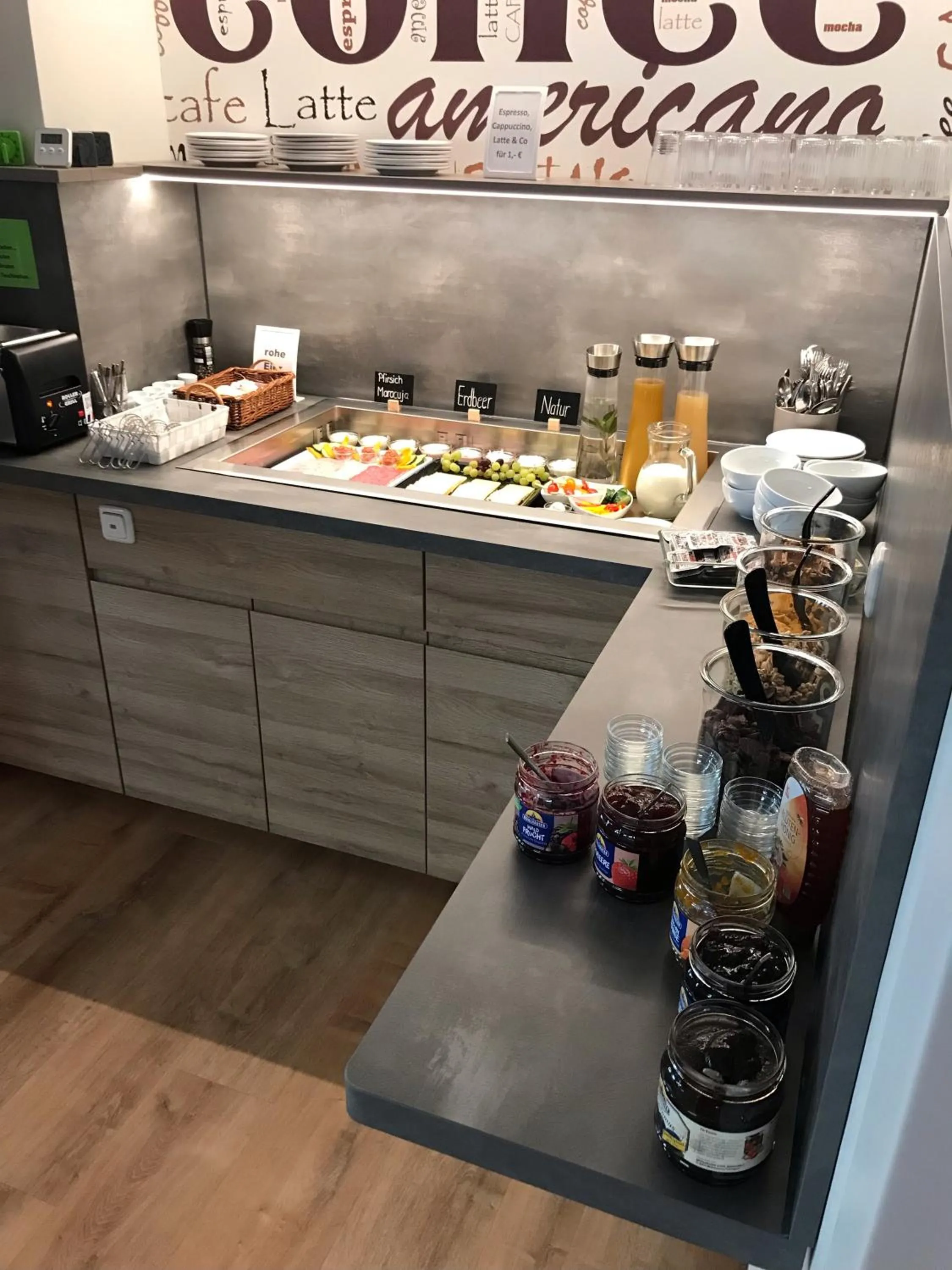 Food in Hotel Weinert