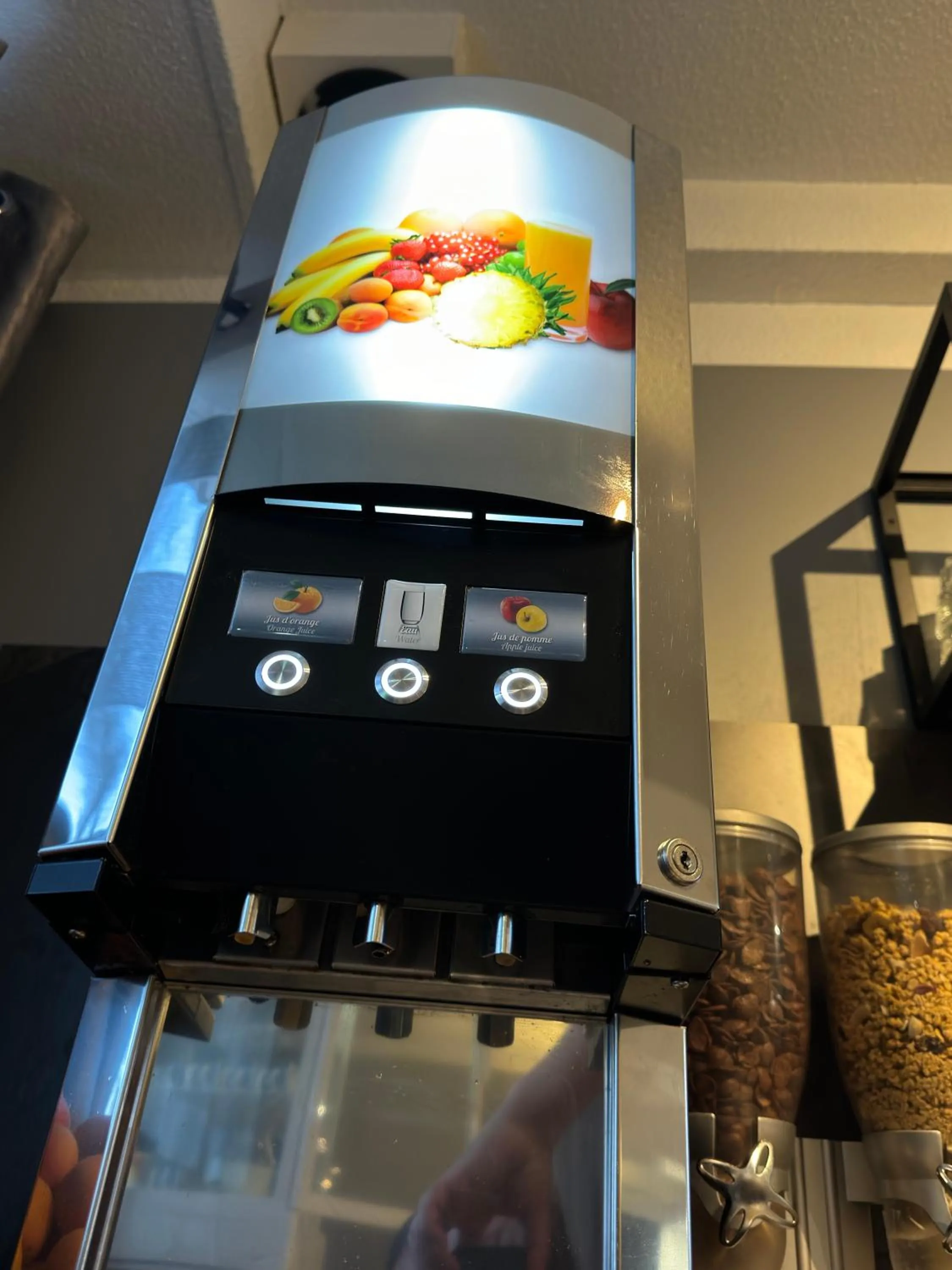 Breakfast in L'Escale d'Alès HOTEL