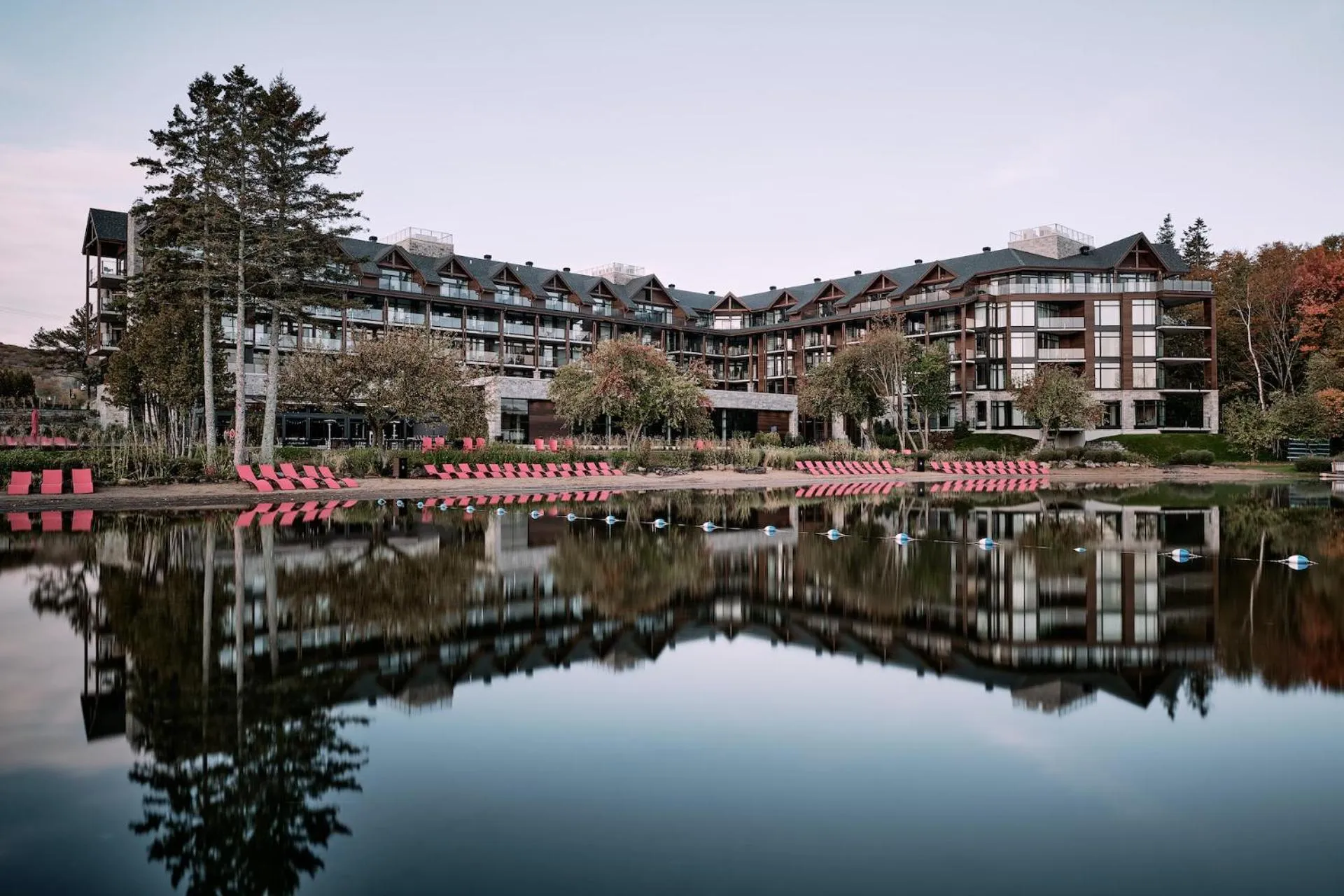 Lake view in Entourage sur-le-Lac