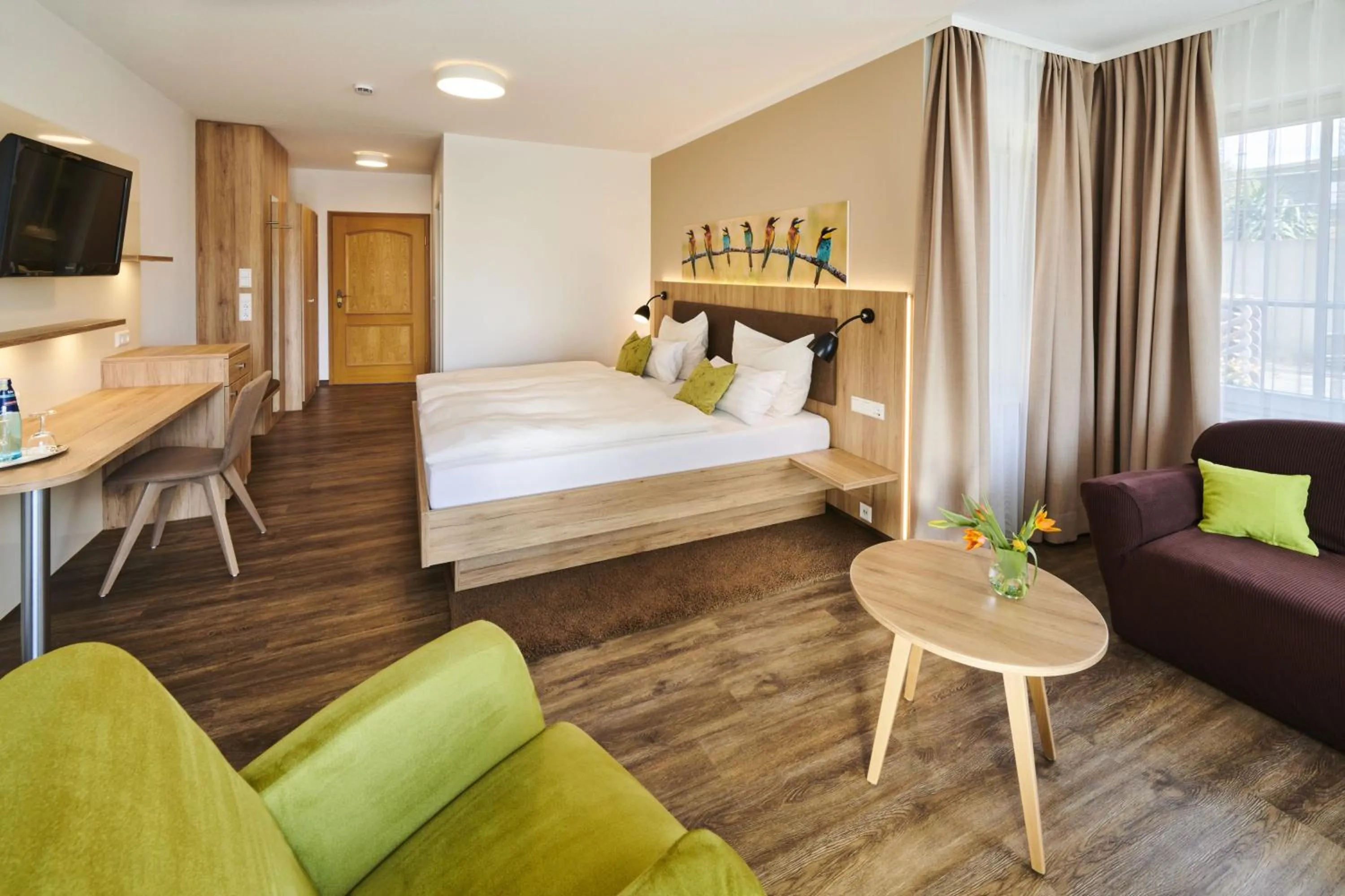 Photo of the whole room, Bed in Kreuz-Post Hotel-Restaurant-SPA