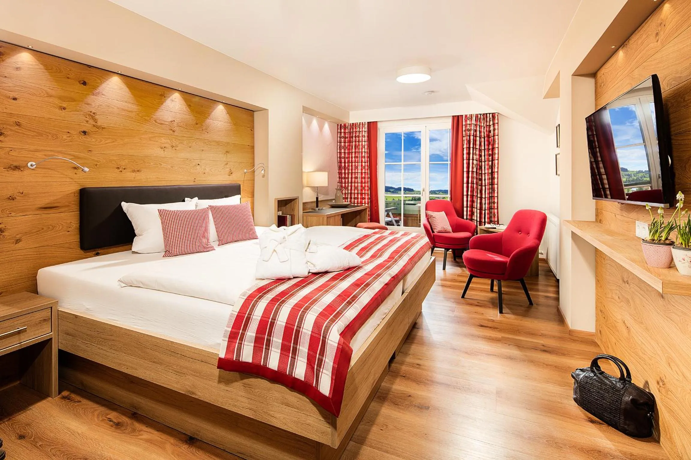 Photo of the whole room, Bed in Hotel Johanneshof