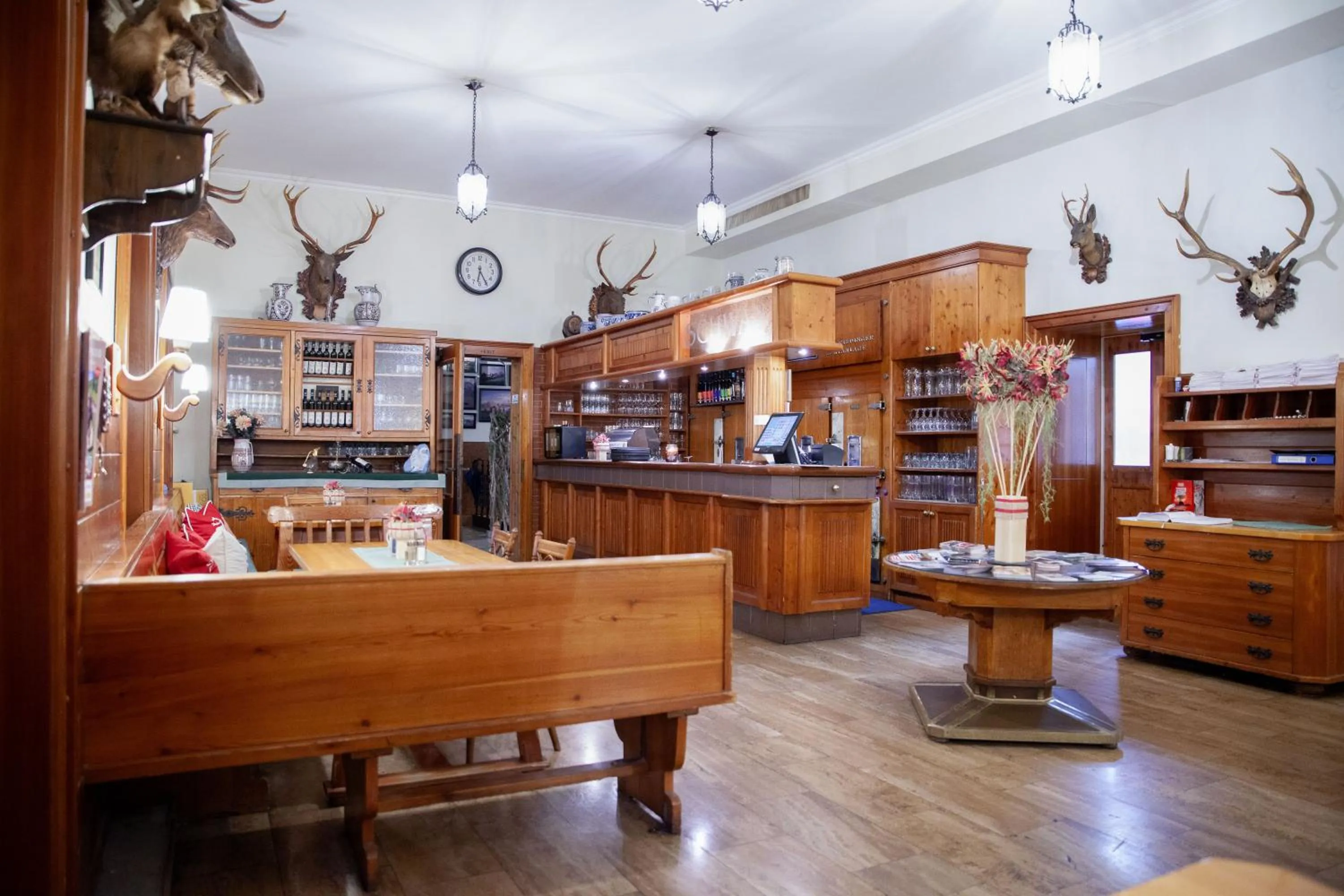 Restaurant/places to eat in Seehotel Schwan