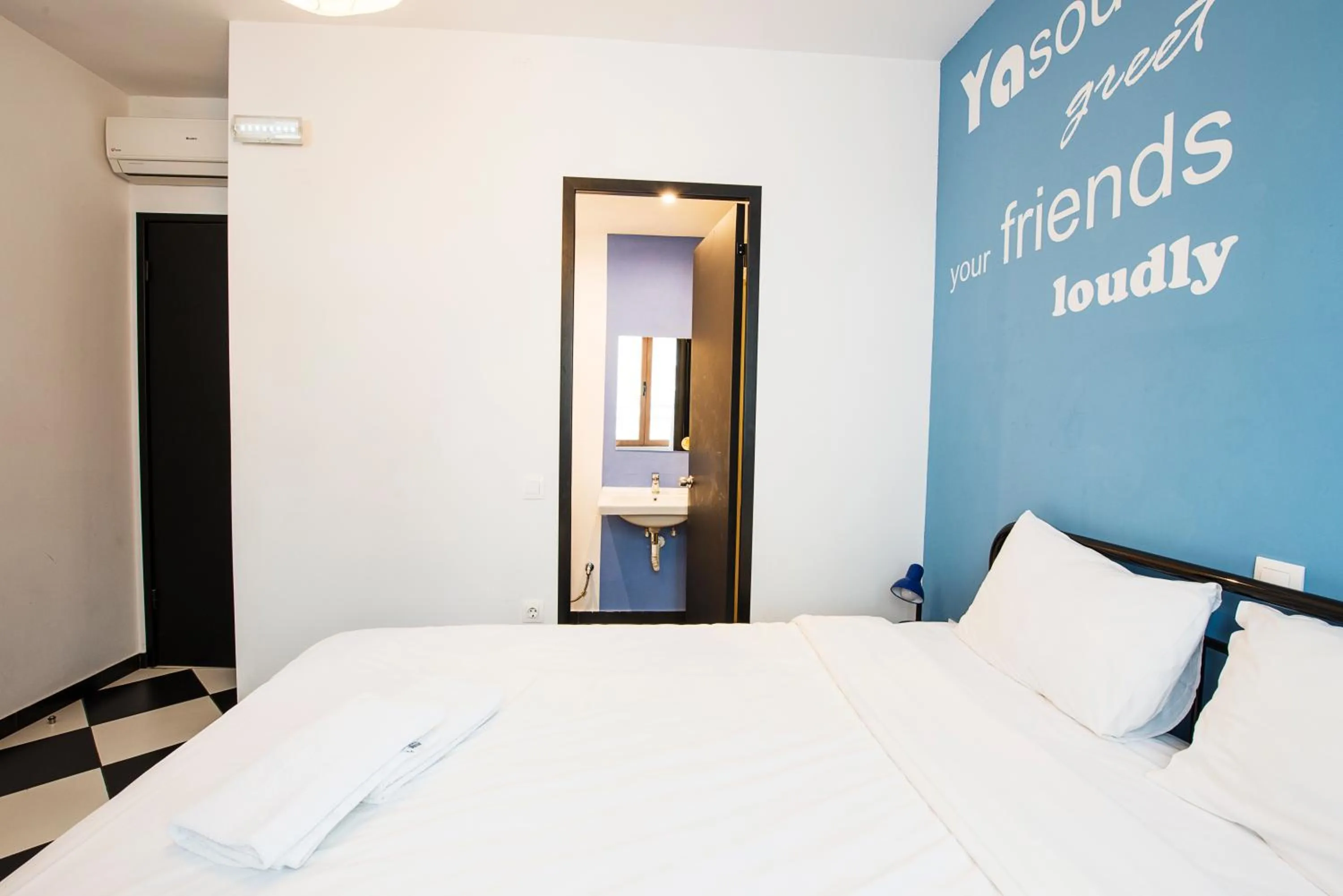 Bed in Safestay Athens Monastiraki