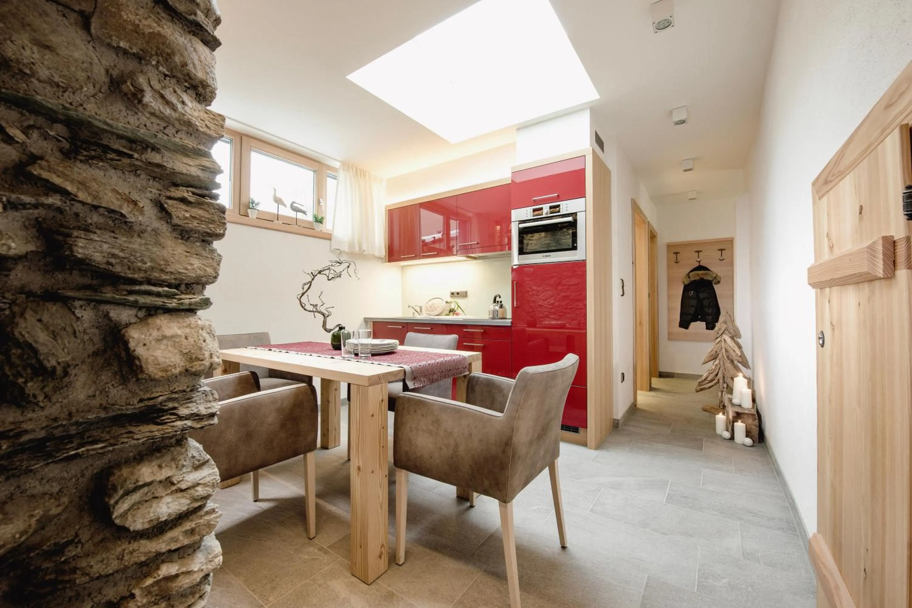 Kitchen or kitchenette in Hotel Norica - Thermenhotels Gastein mit dem Bademantel direkt in die Therme