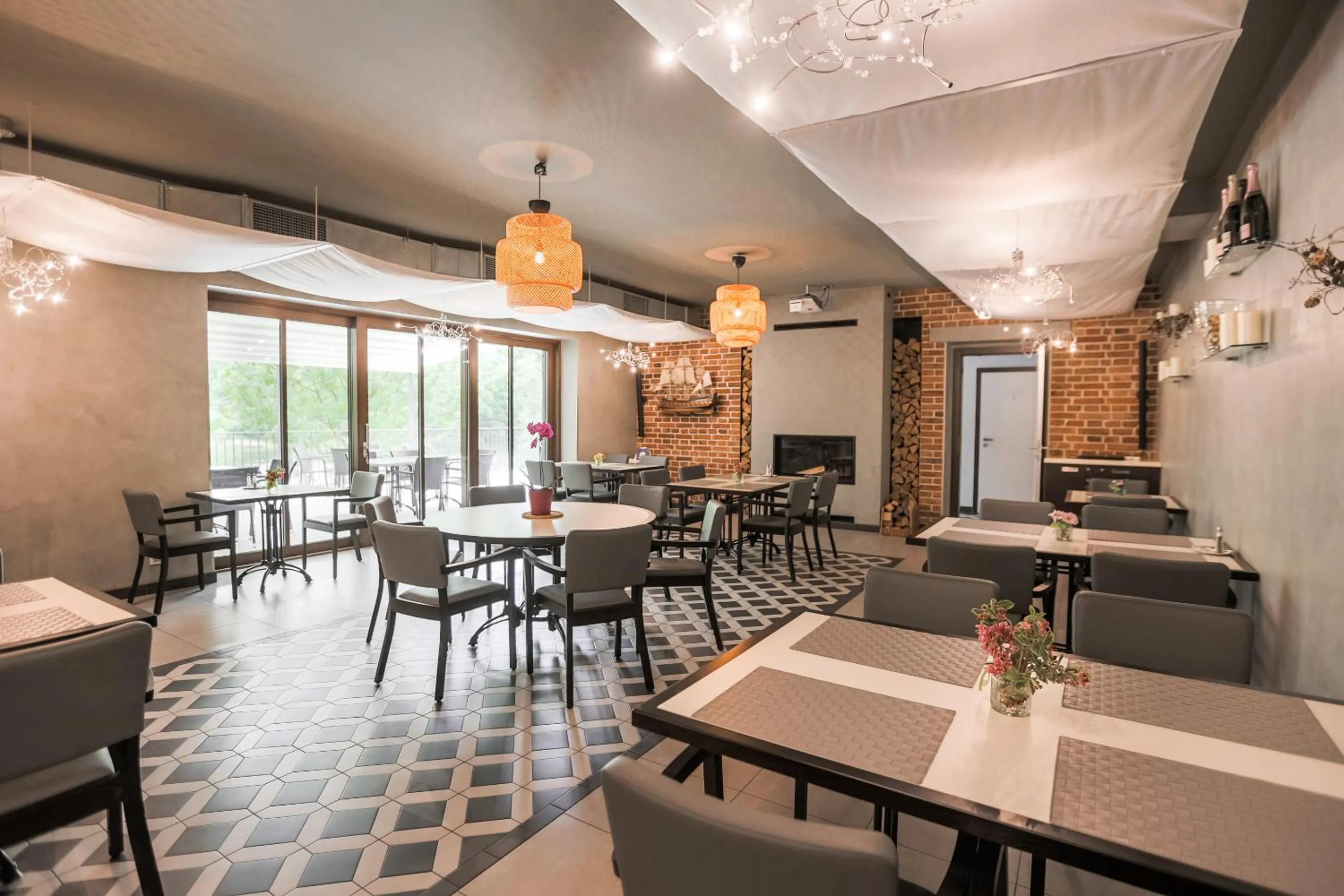 Breakfast in Hotel Mandát